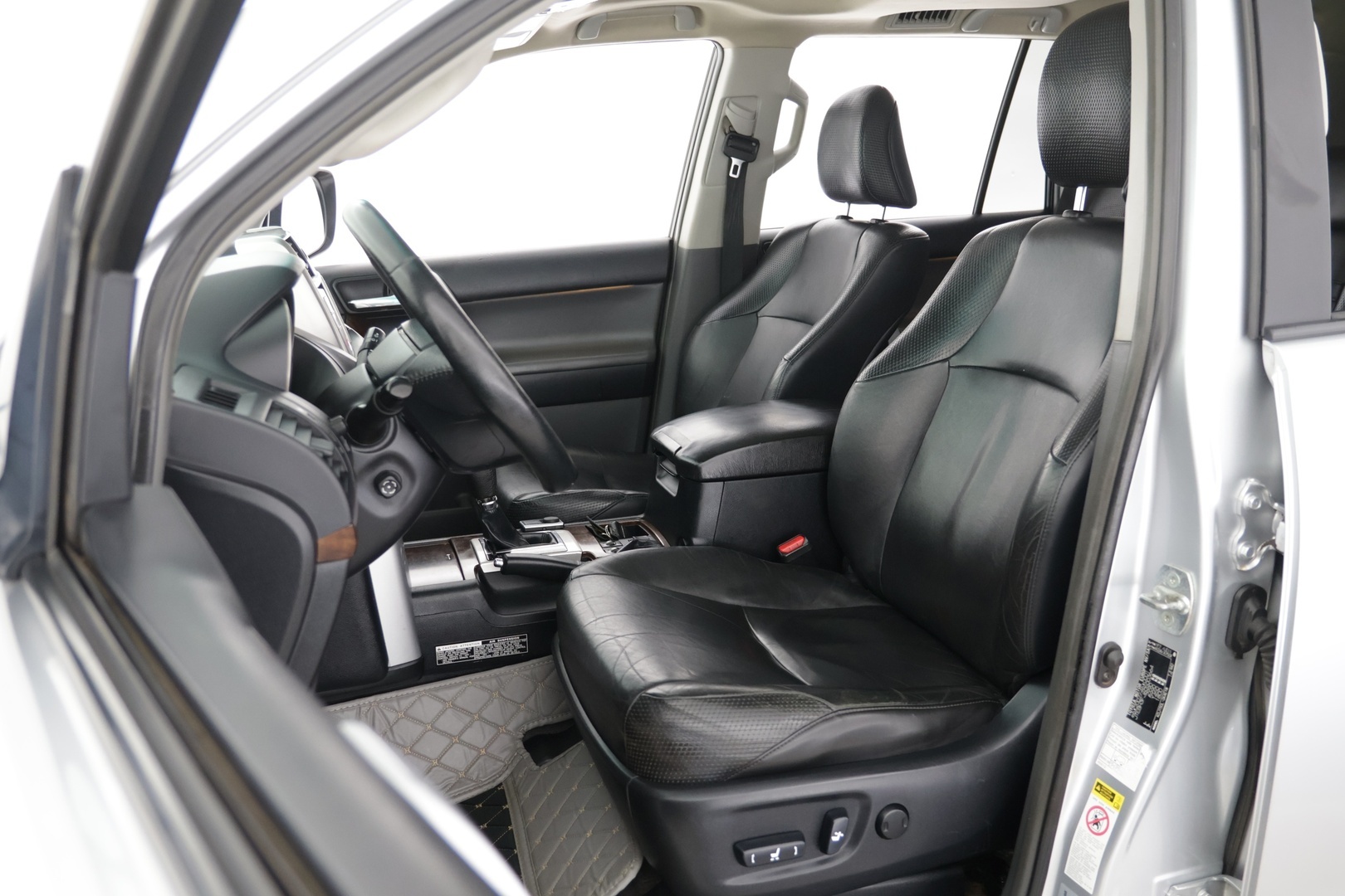 TOYOTA Land Cruiser 2010