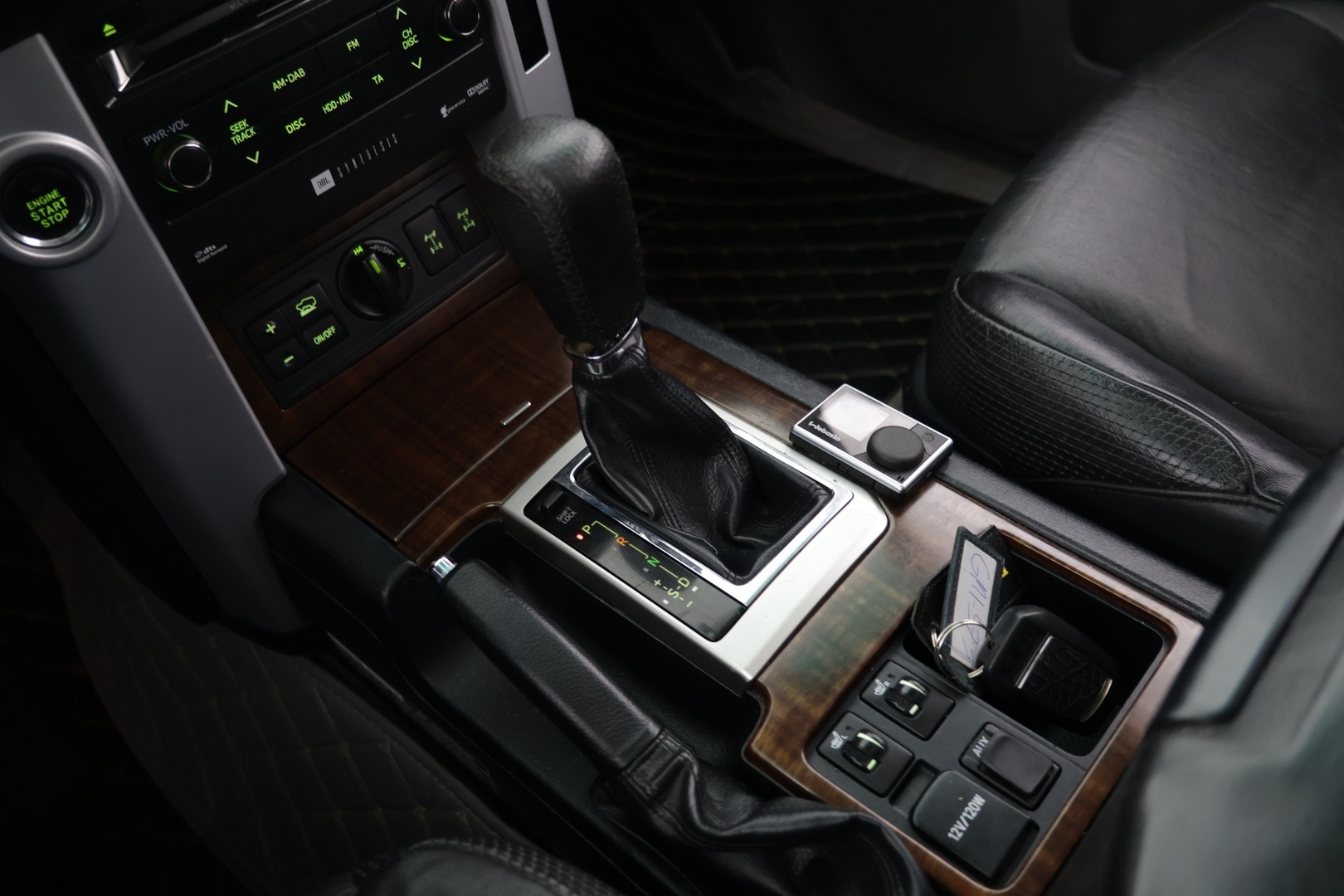 TOYOTA Land Cruiser 2010