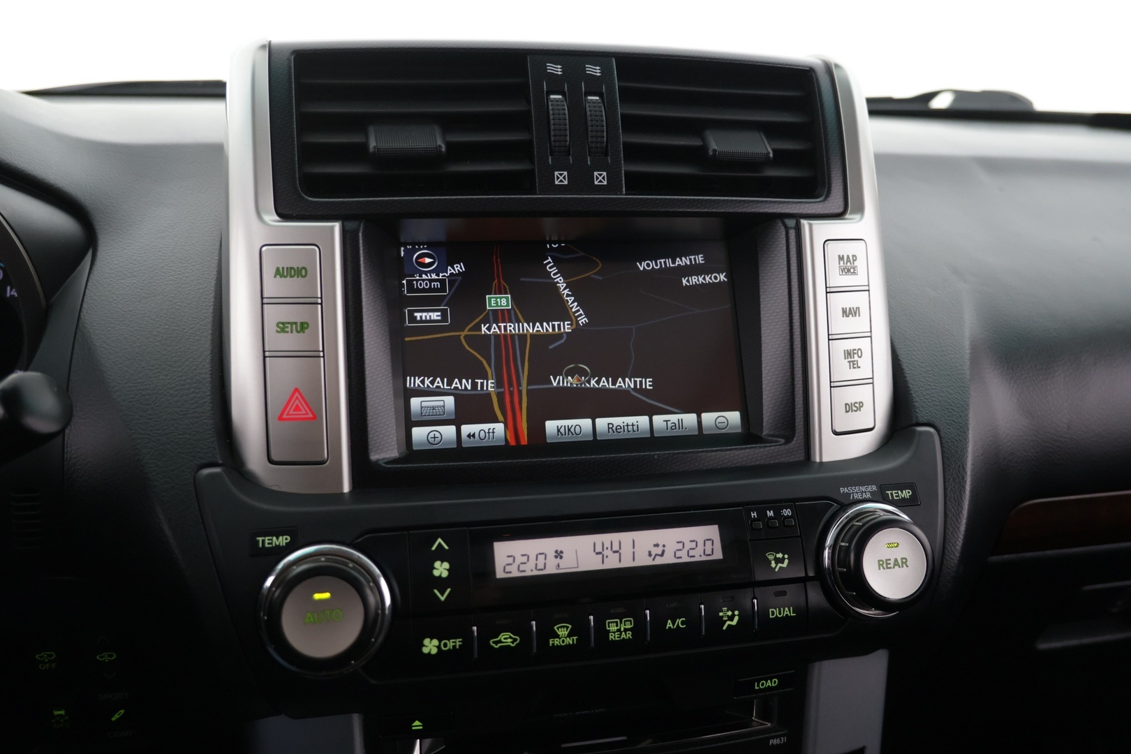 TOYOTA Land Cruiser 2010