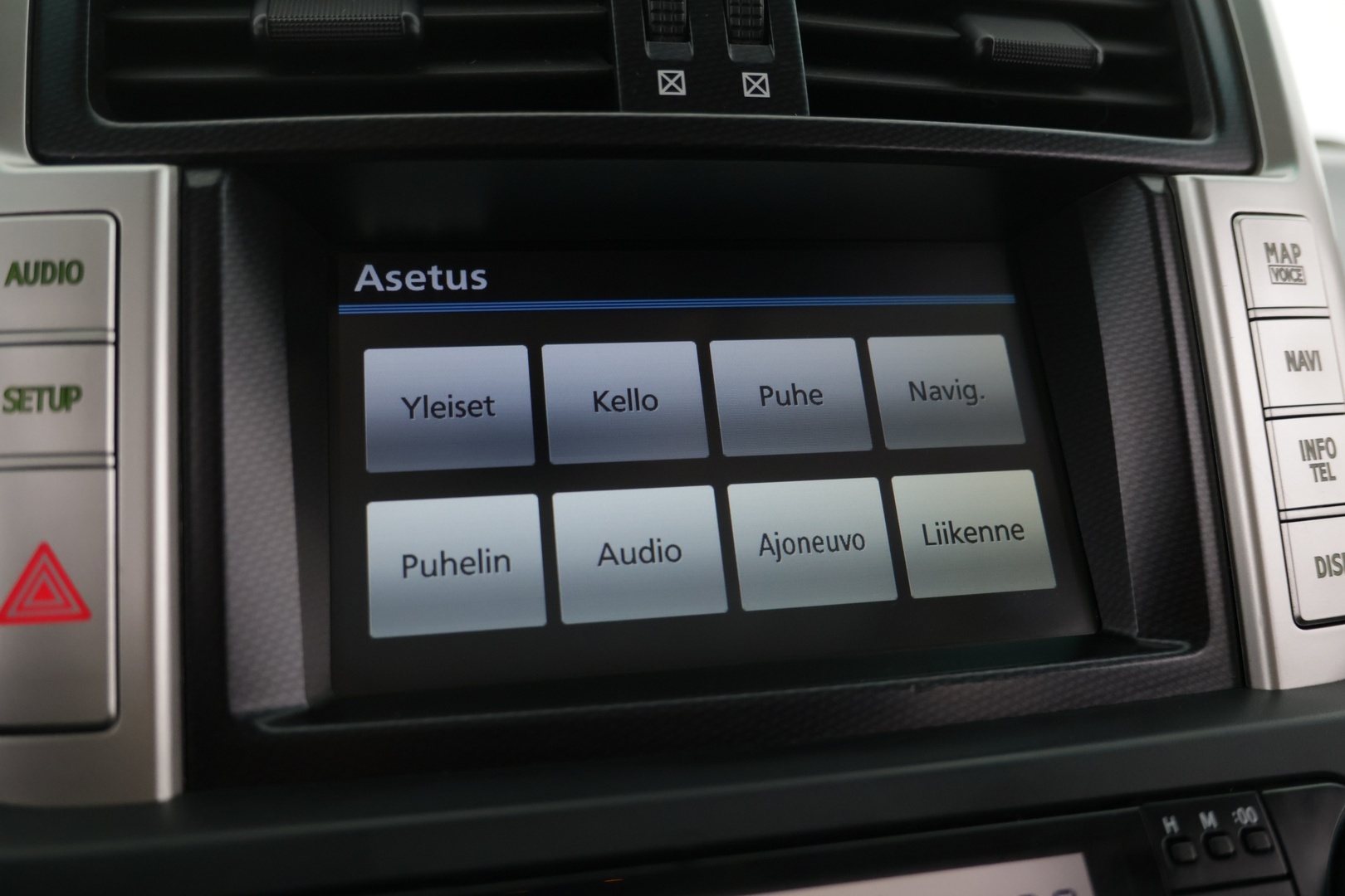 TOYOTA Land Cruiser 2010