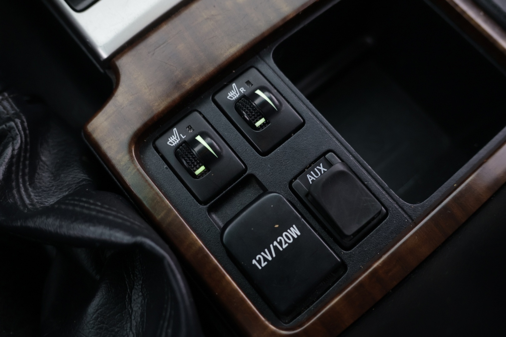 TOYOTA Land Cruiser 2010