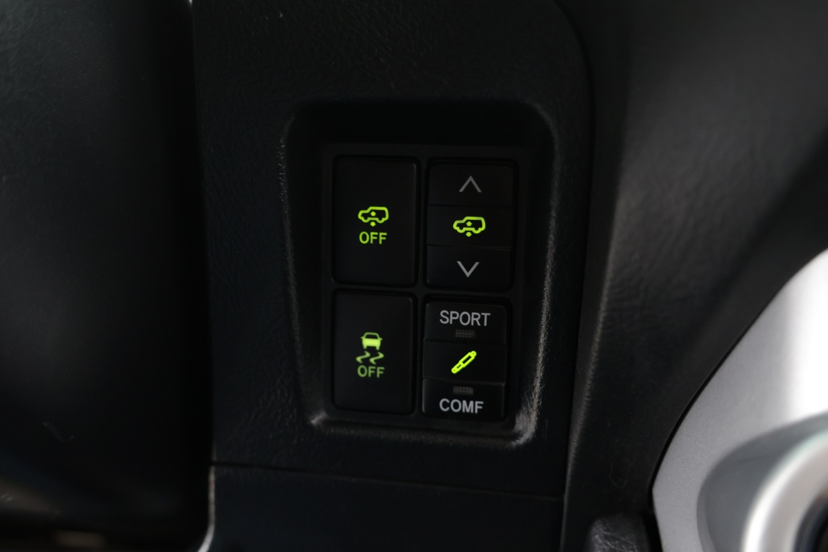 TOYOTA Land Cruiser 2010