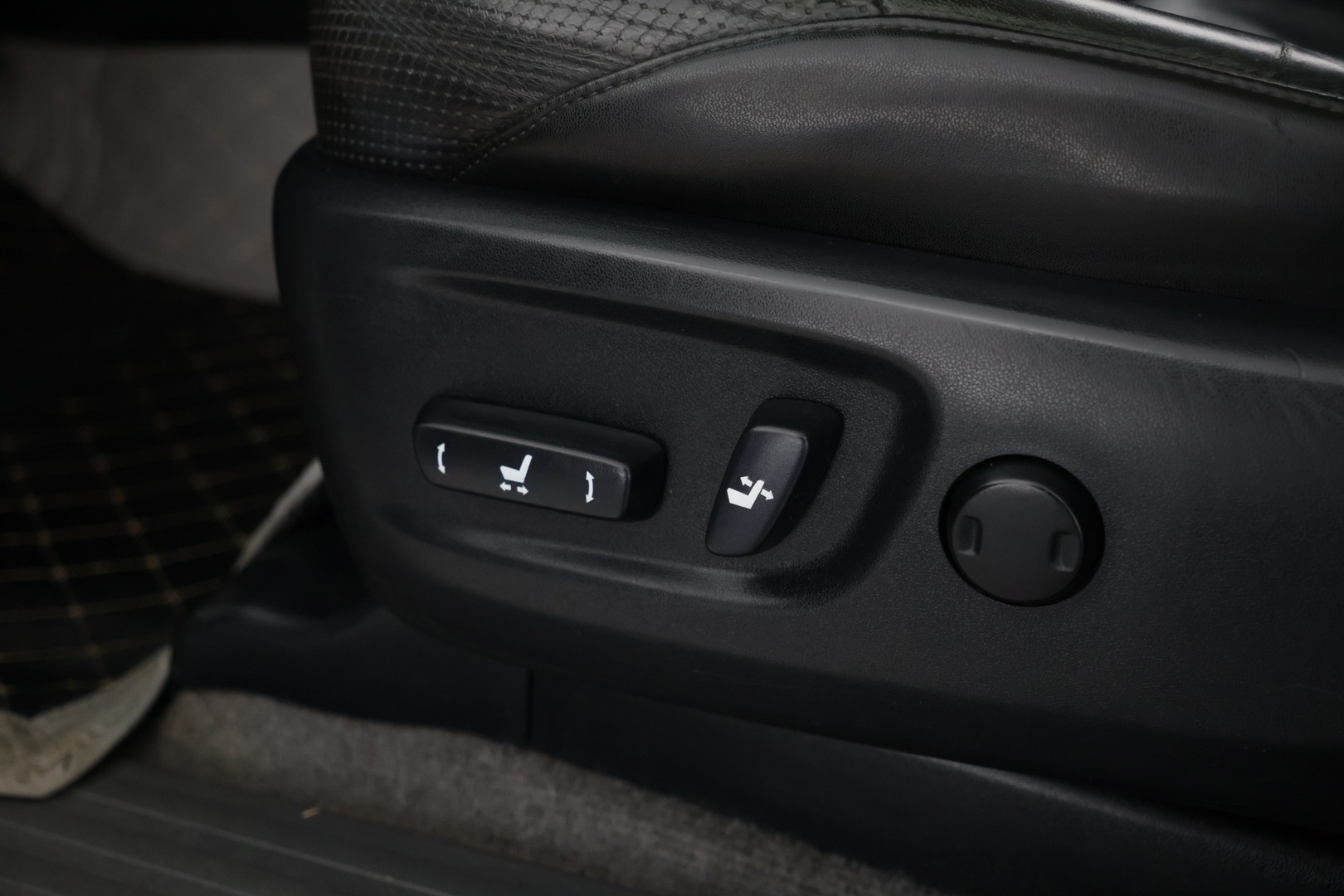 TOYOTA Land Cruiser 2010