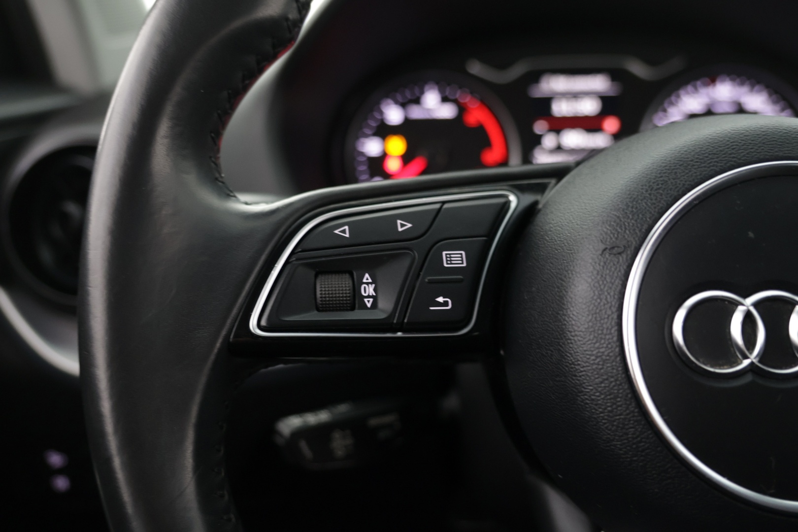 AUDI Q2 2017