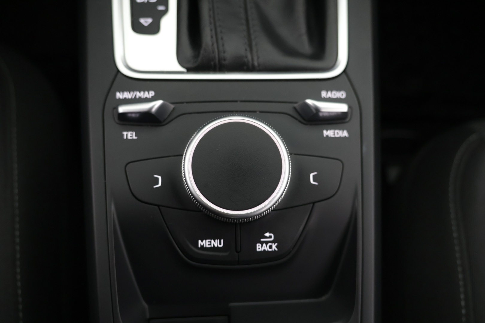 AUDI Q2 2017