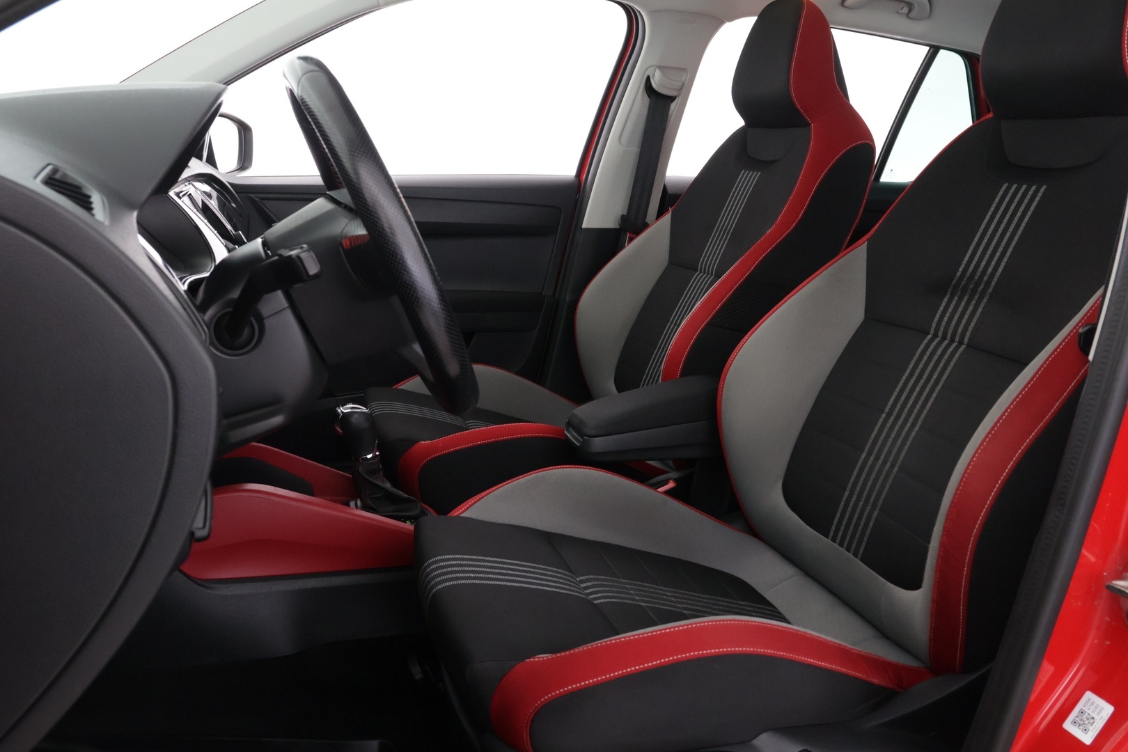 SKODA Fabia 2015