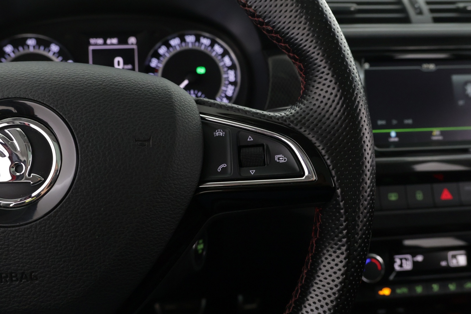 SKODA Fabia 2015