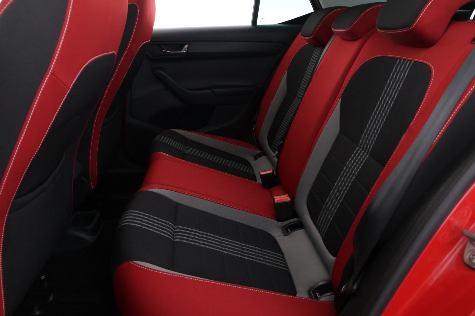 SKODA Fabia 2015