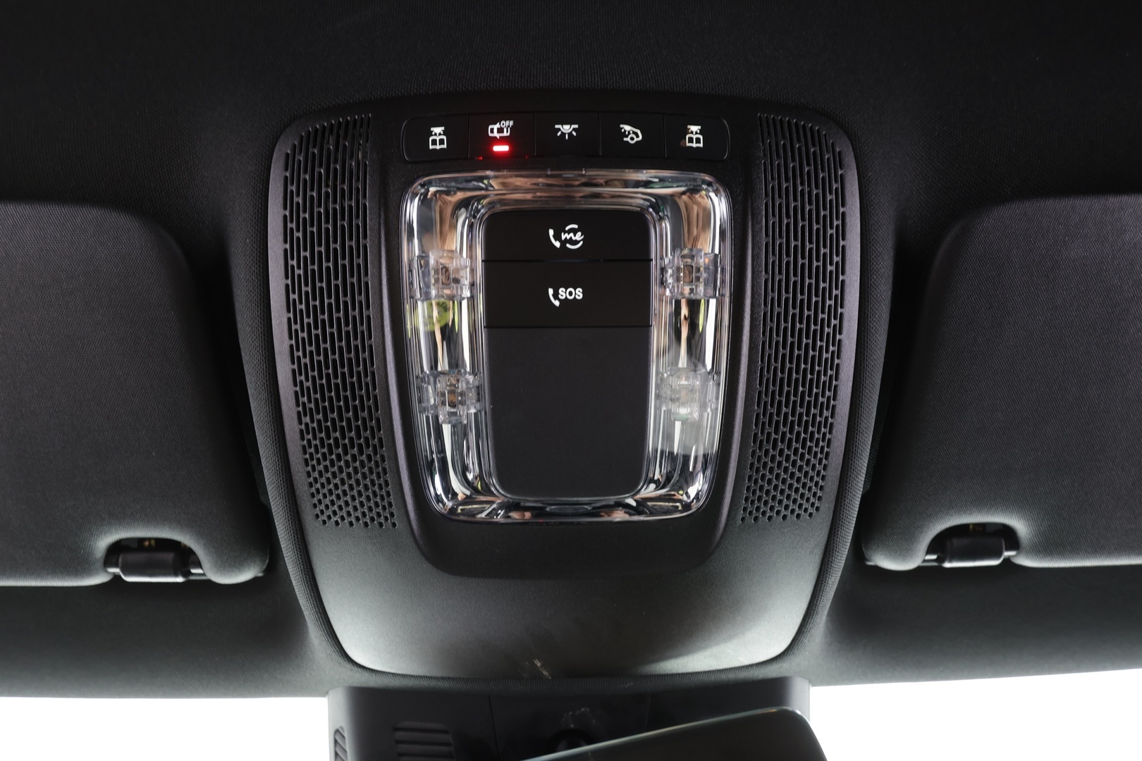 MERCEDES-BENZ A 2022