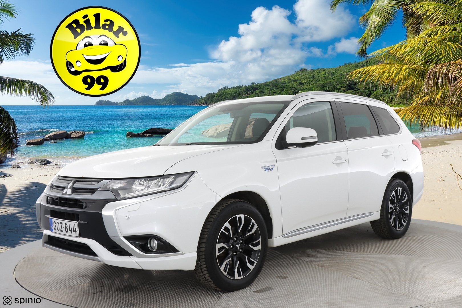 MITSUBISHI OUTLANDER PHEV 2016
