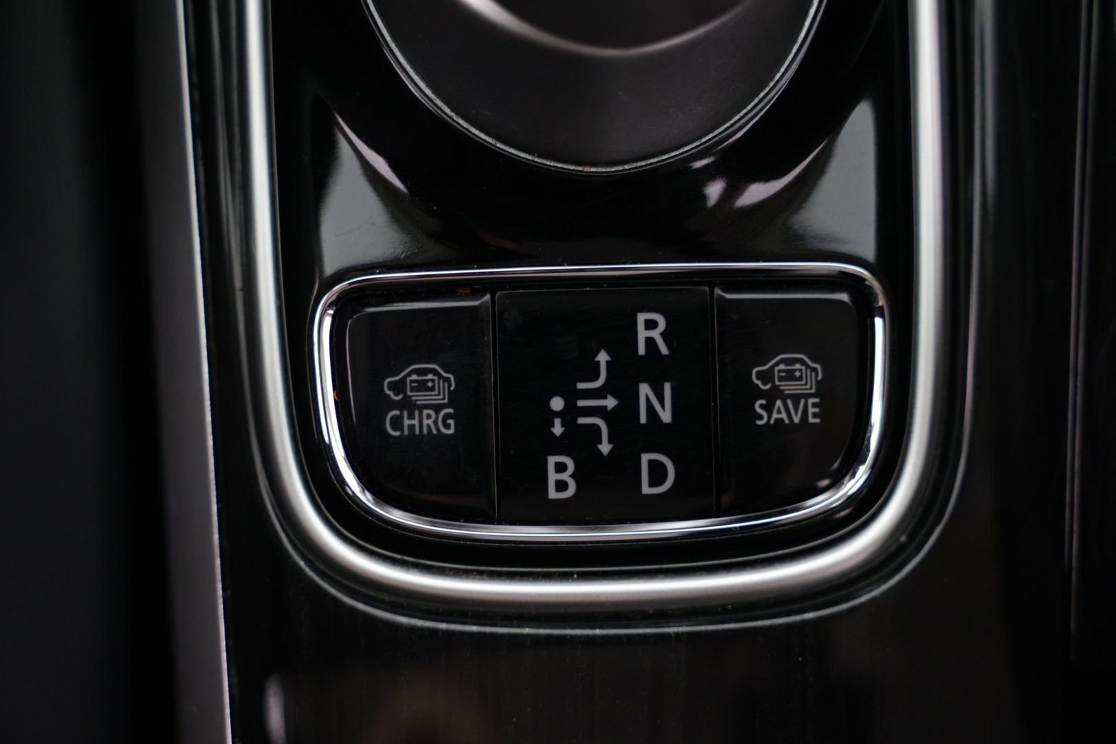 MITSUBISHI OUTLANDER PHEV 2016