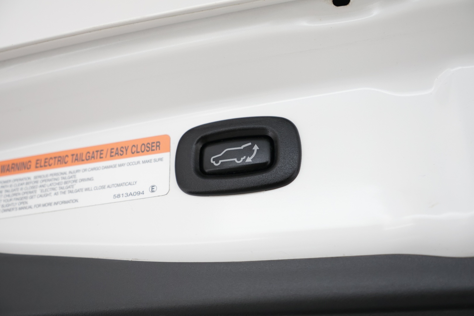 MITSUBISHI OUTLANDER PHEV 2016