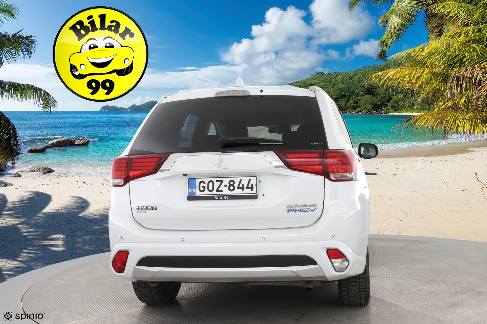 MITSUBISHI OUTLANDER PHEV 2016