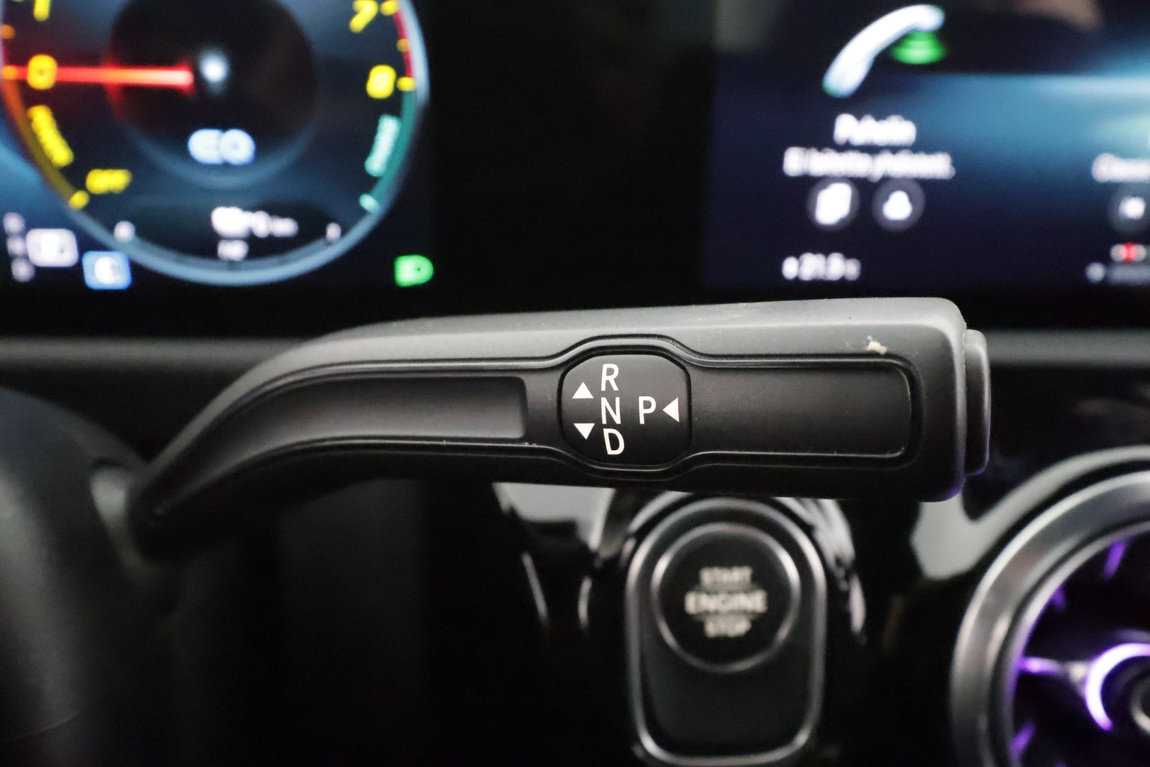 MERCEDES-BENZ CLA 2023