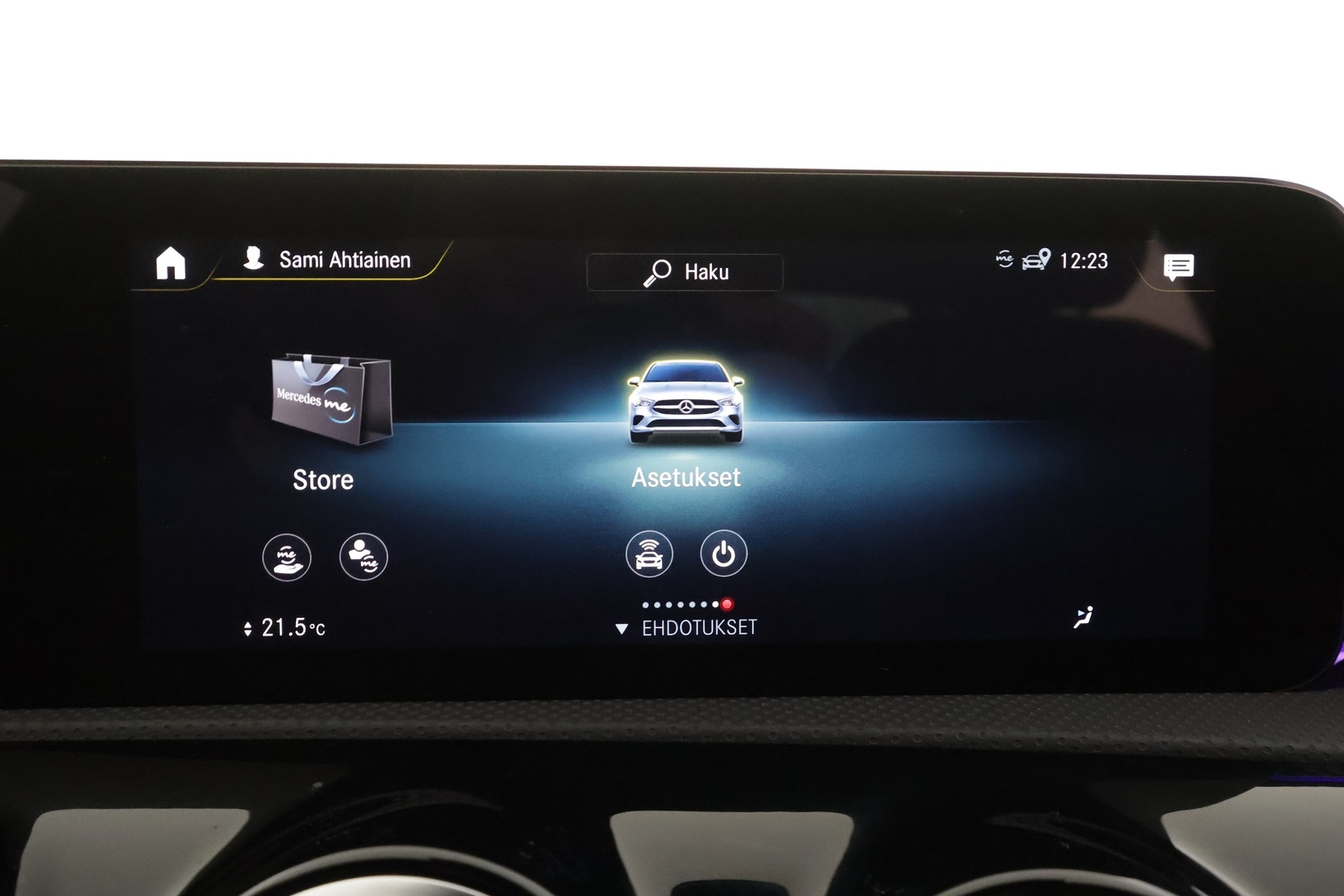 MERCEDES-BENZ CLA 2023