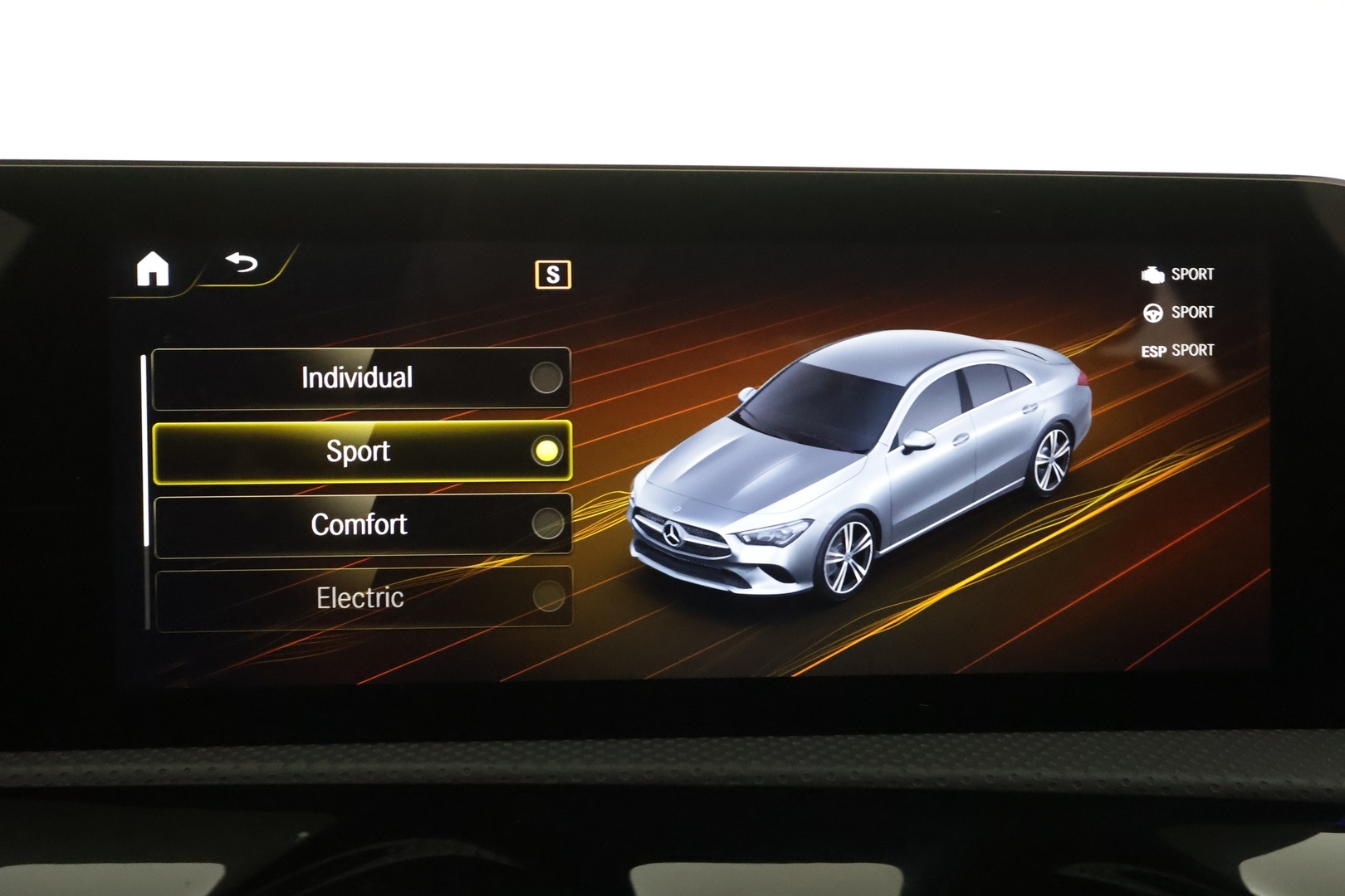MERCEDES-BENZ CLA 2023