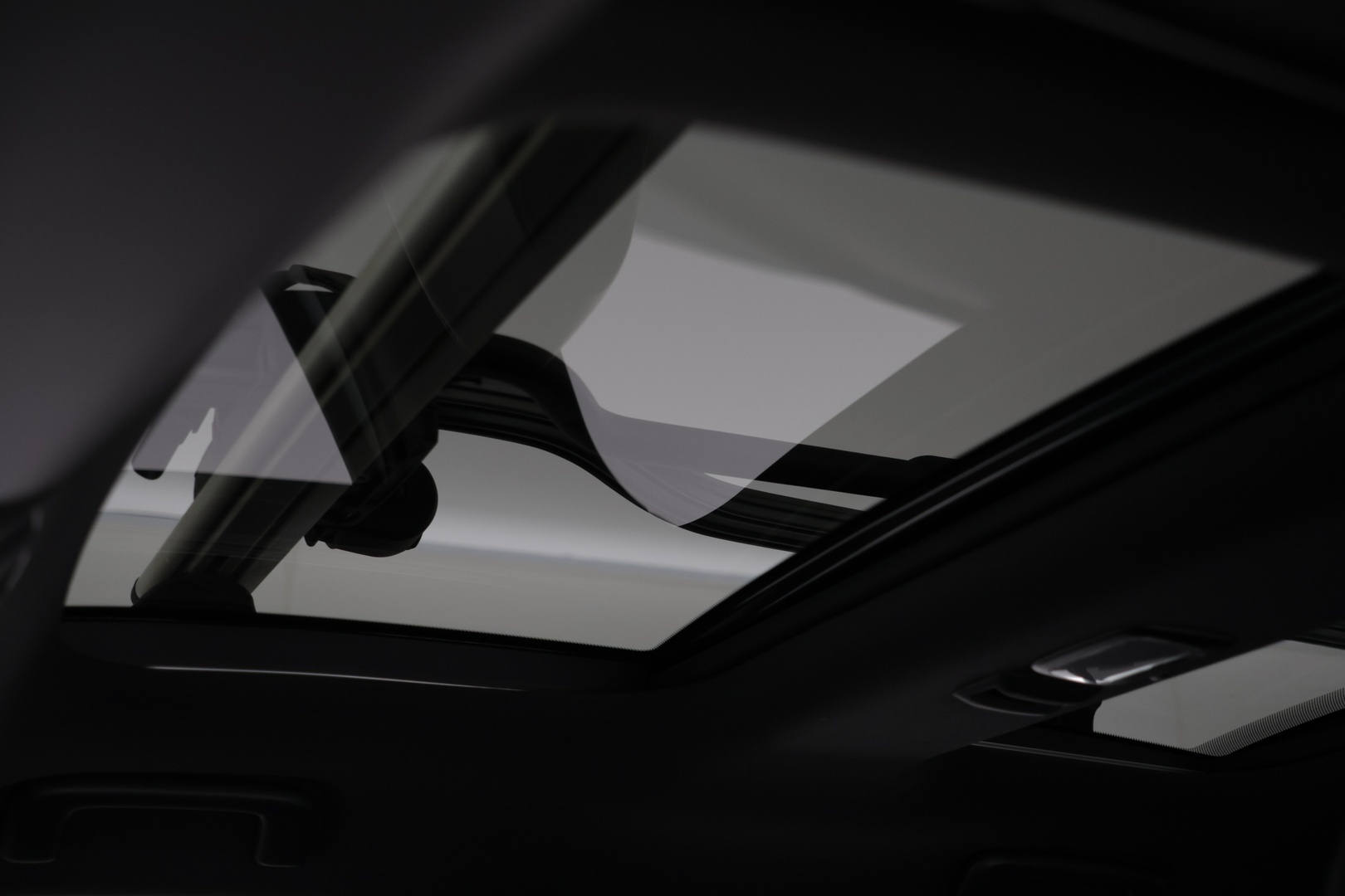 MITSUBISHI Eclipse 2025