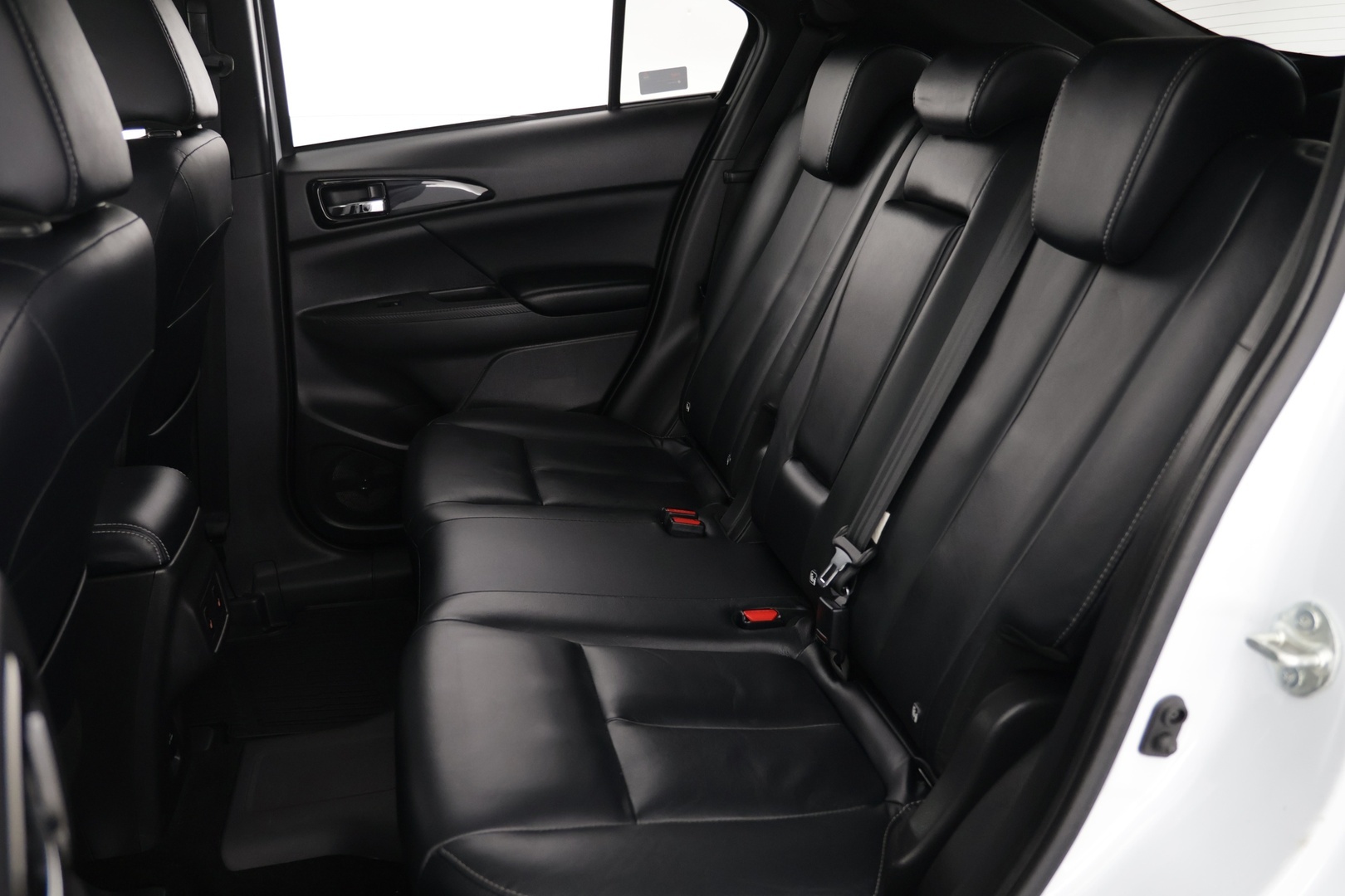 MITSUBISHI Eclipse 2025