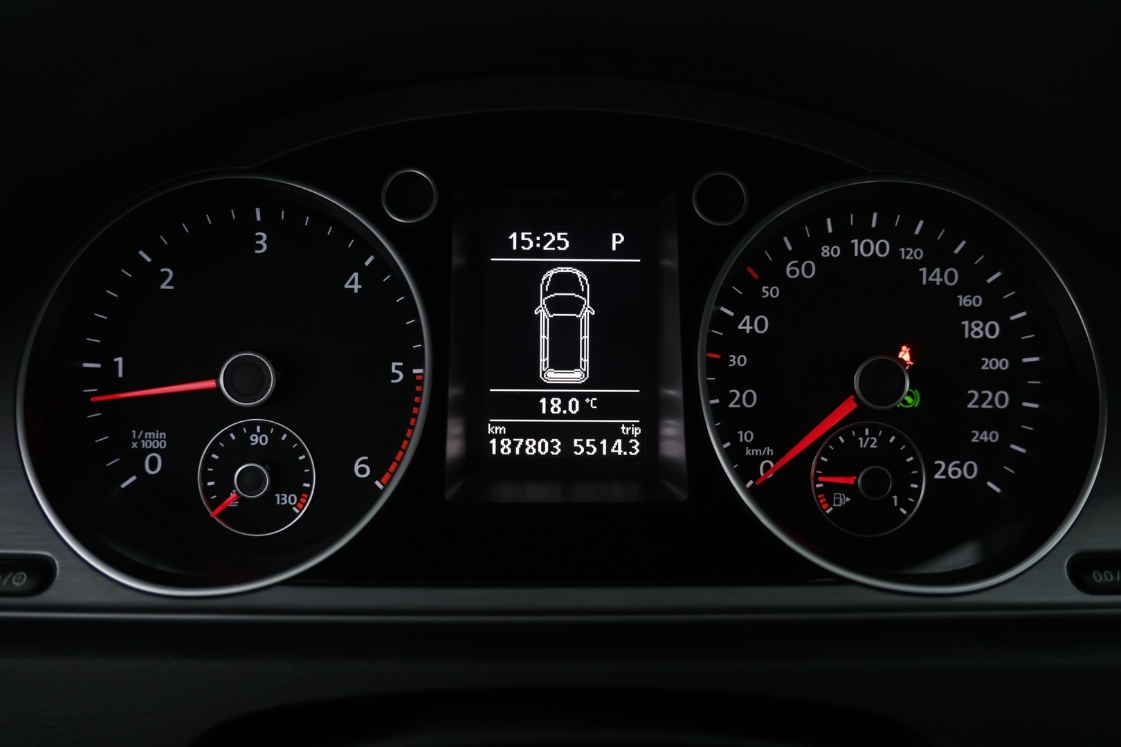 VOLKSWAGEN Passat 2013