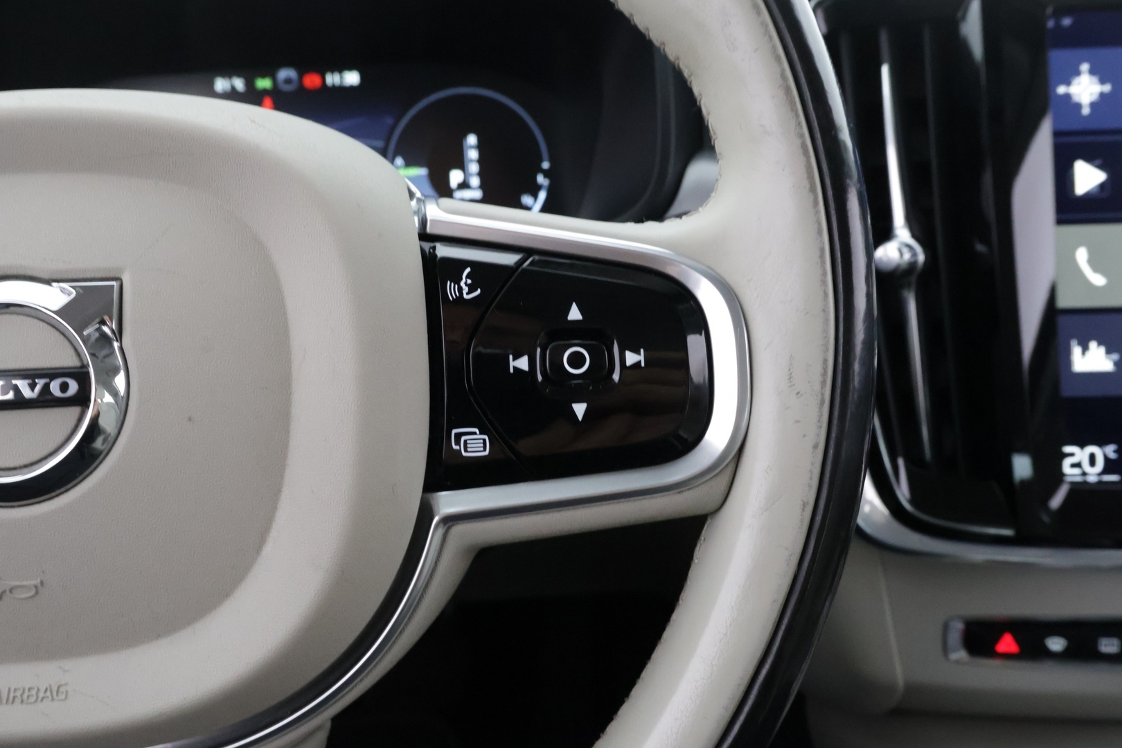 VOLVO V90 2017