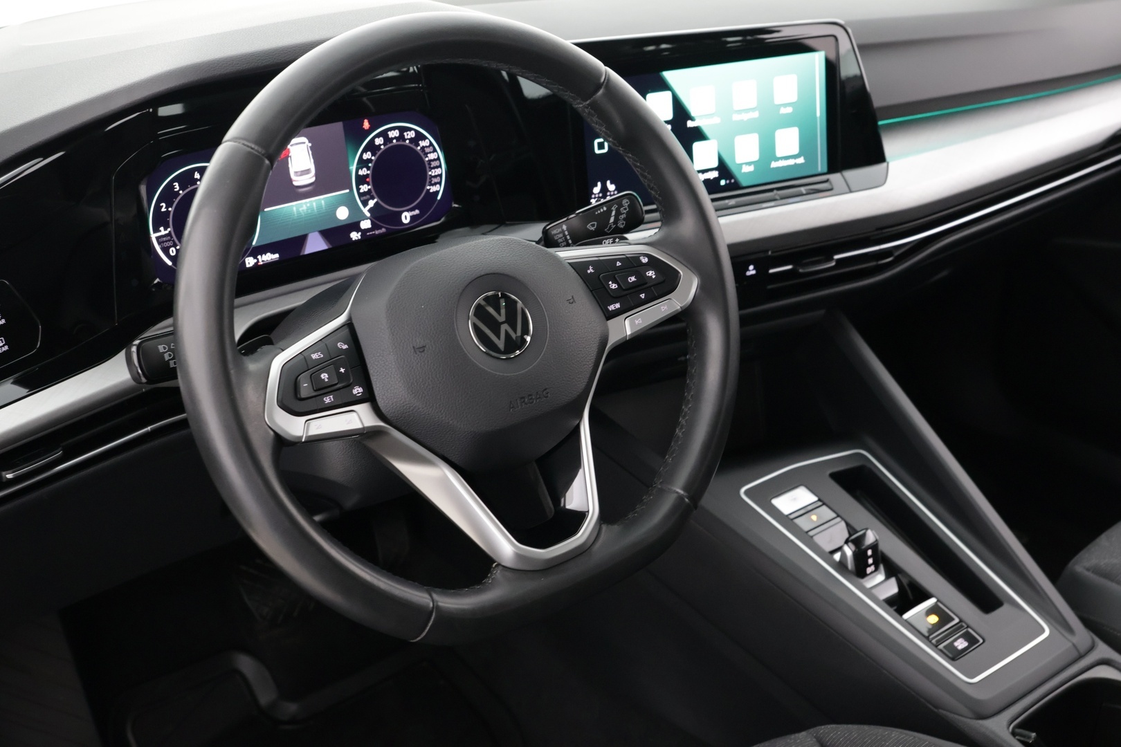 VOLKSWAGEN Golf 2021