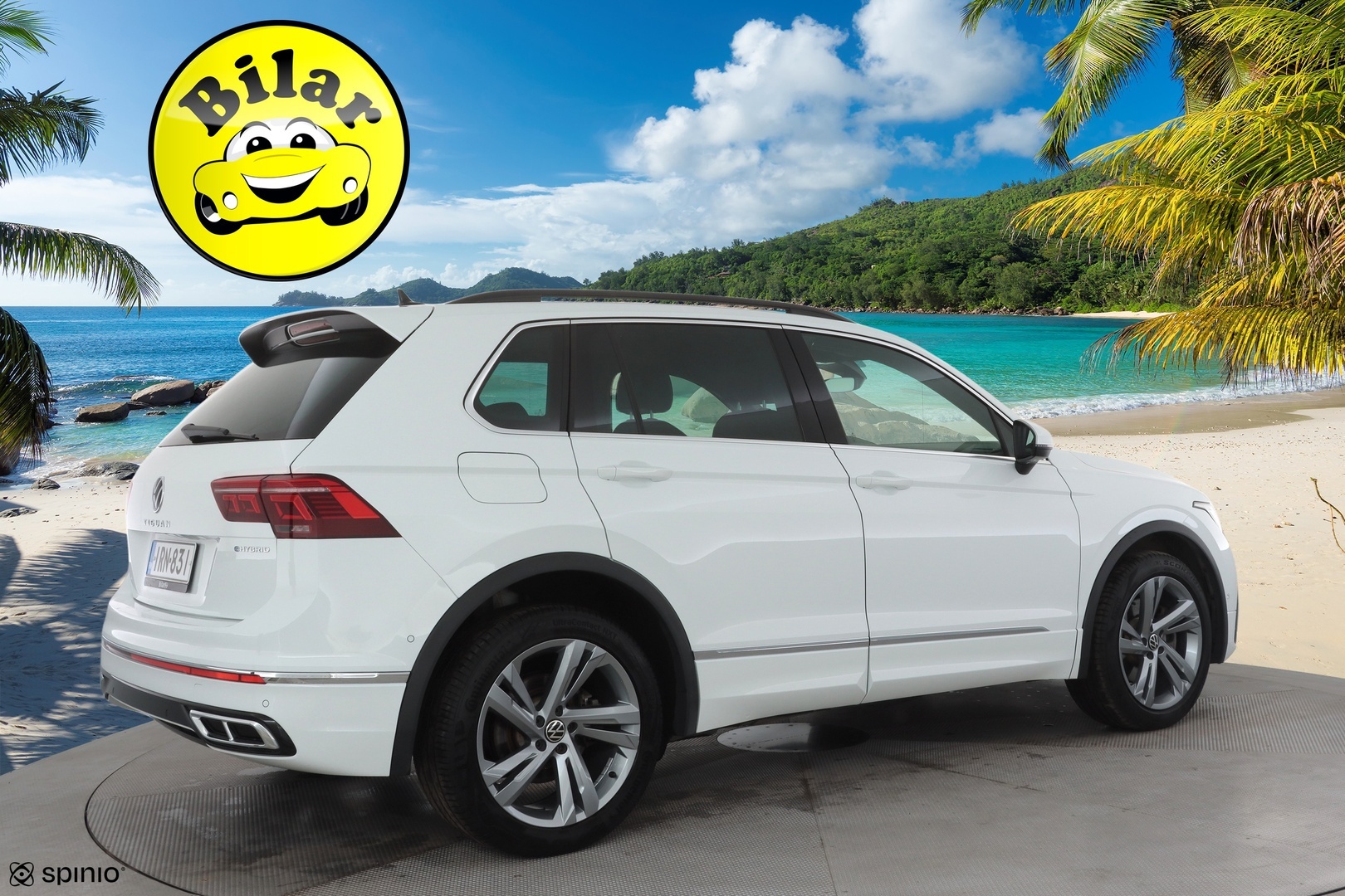 VOLKSWAGEN Tiguan 2024