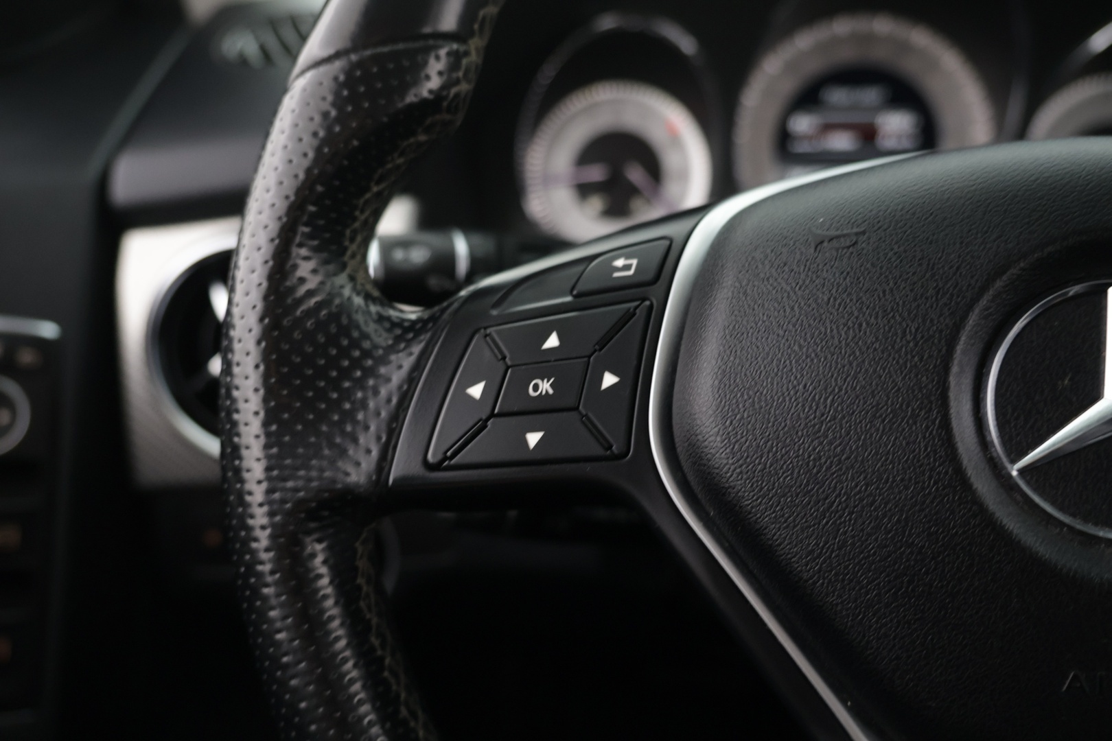 MERCEDES-BENZ GLK 2012
