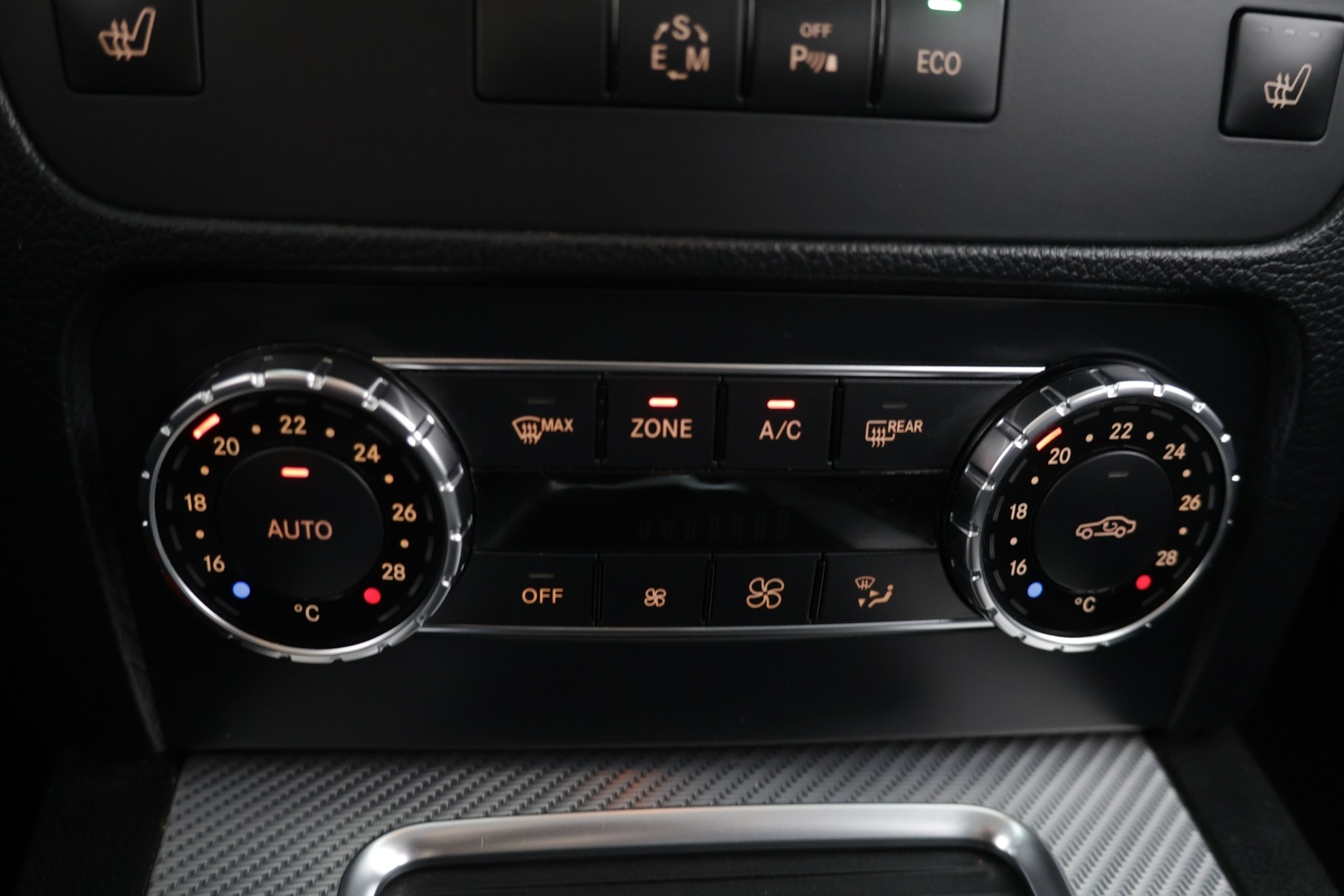 MERCEDES-BENZ GLK 2012