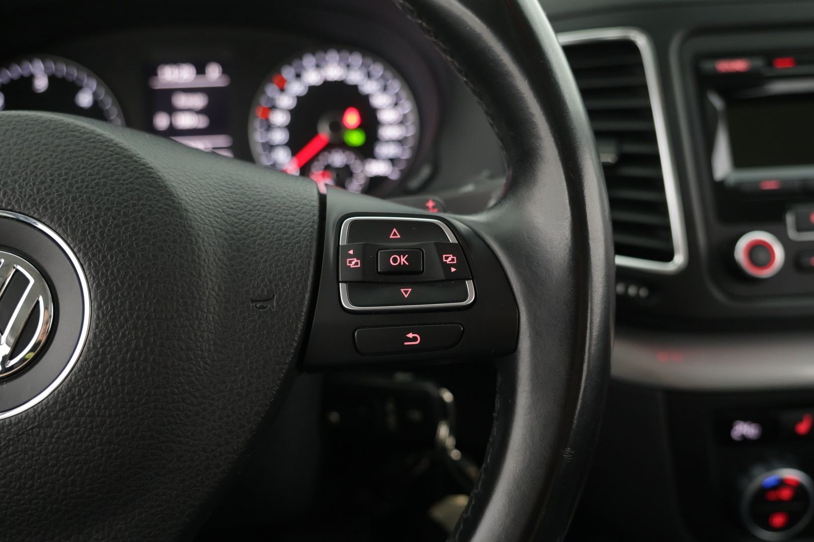 VOLKSWAGEN Sharan 2015