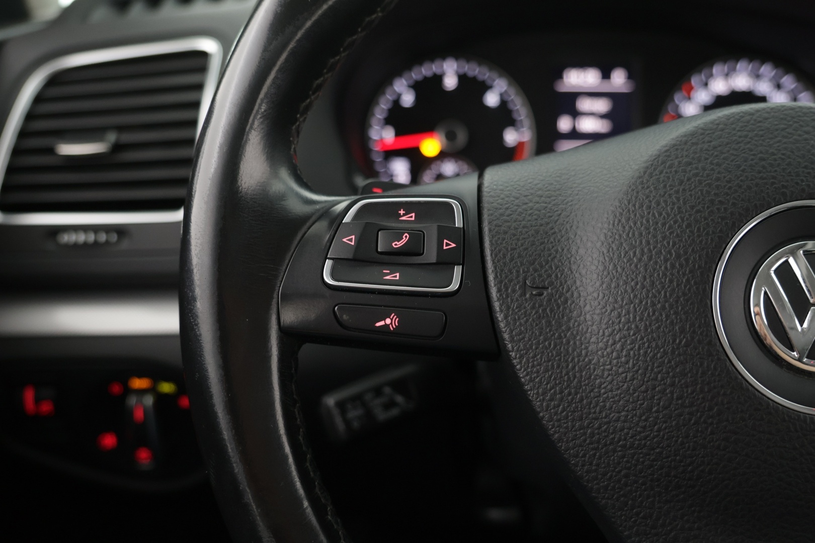 VOLKSWAGEN Sharan 2015