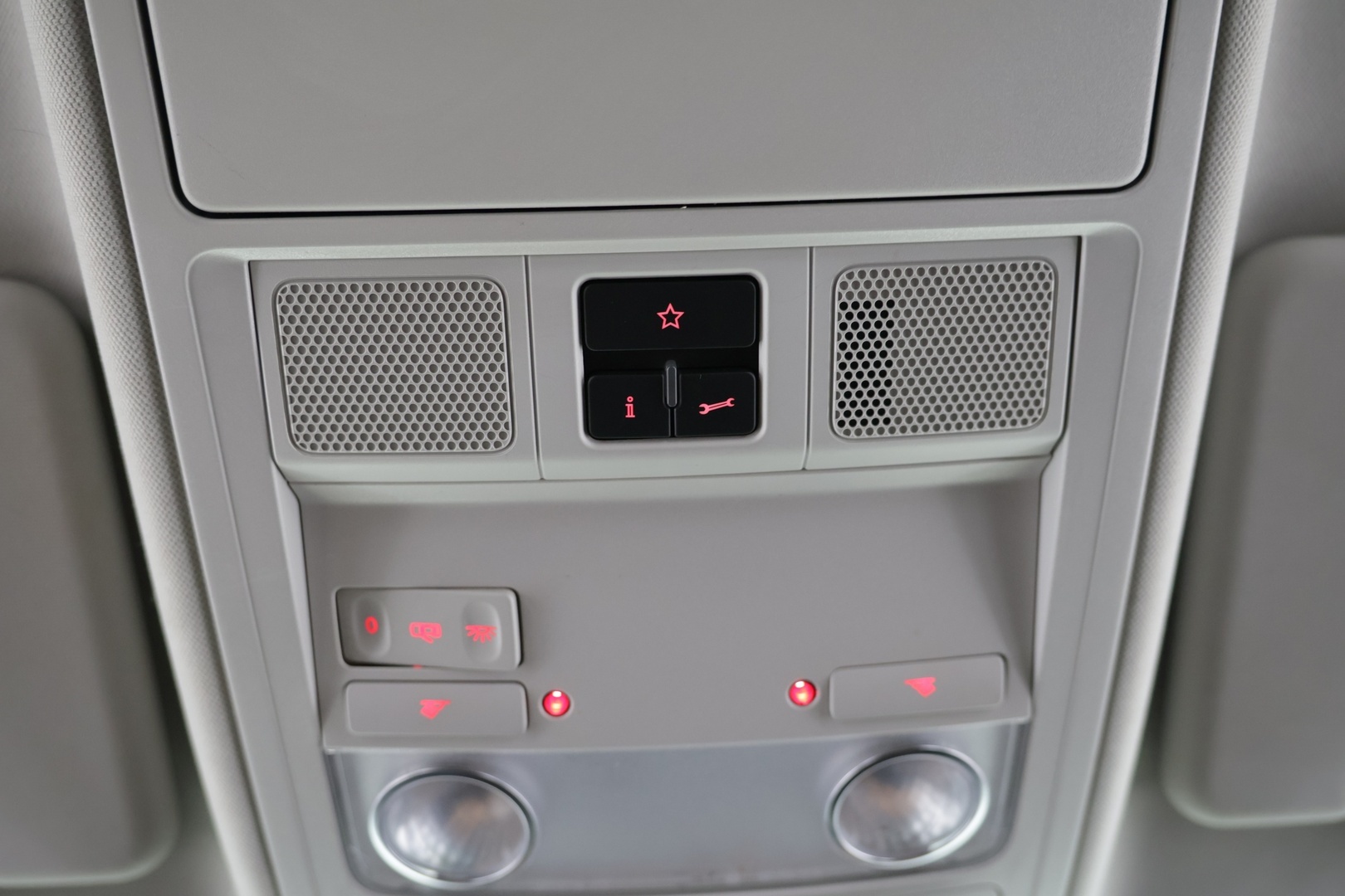 VOLKSWAGEN Sharan 2015