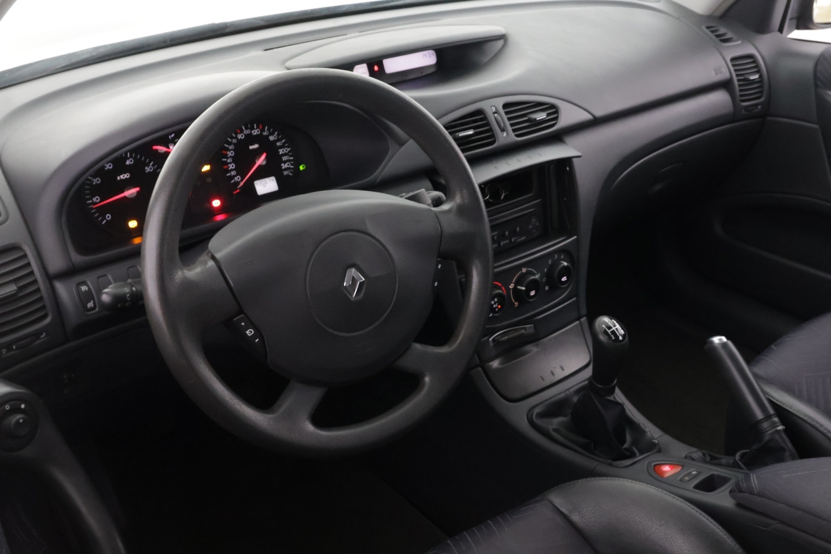 RENAULT Laguna 2004