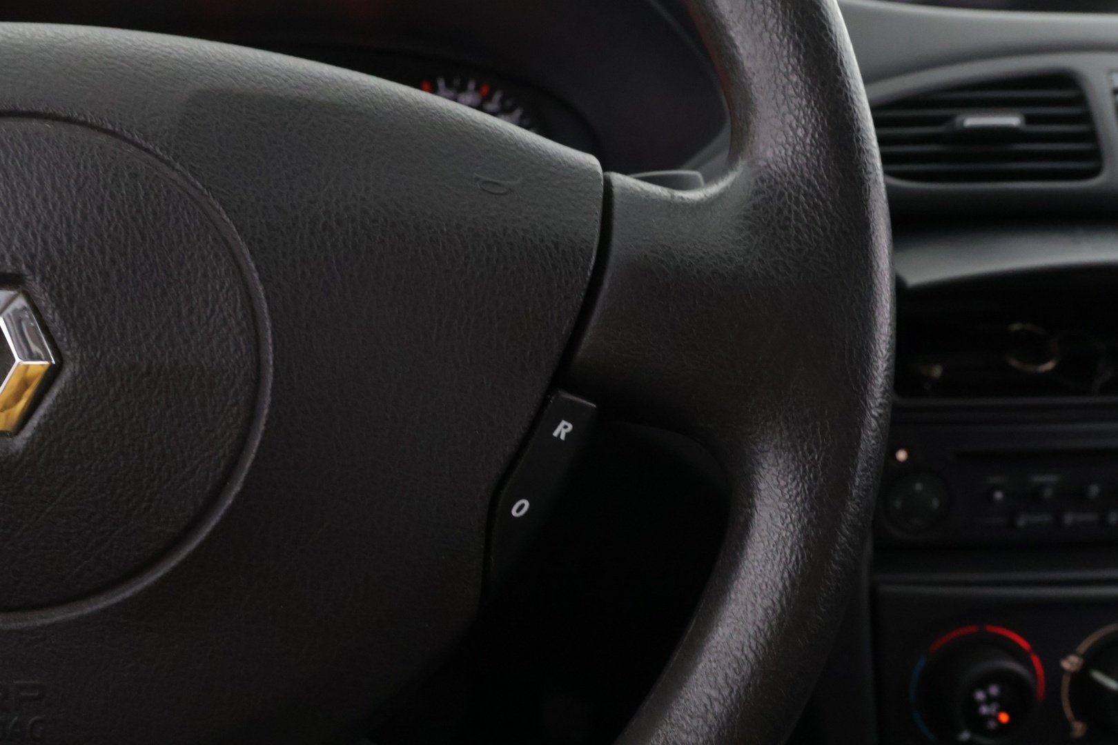 RENAULT Laguna 2004