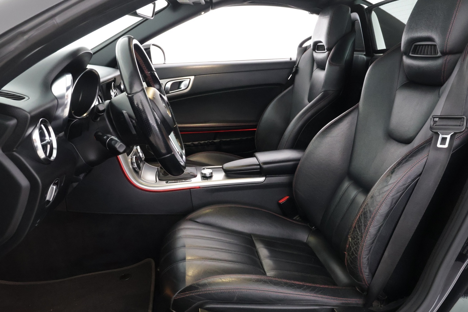MERCEDES-BENZ SLK 2011
