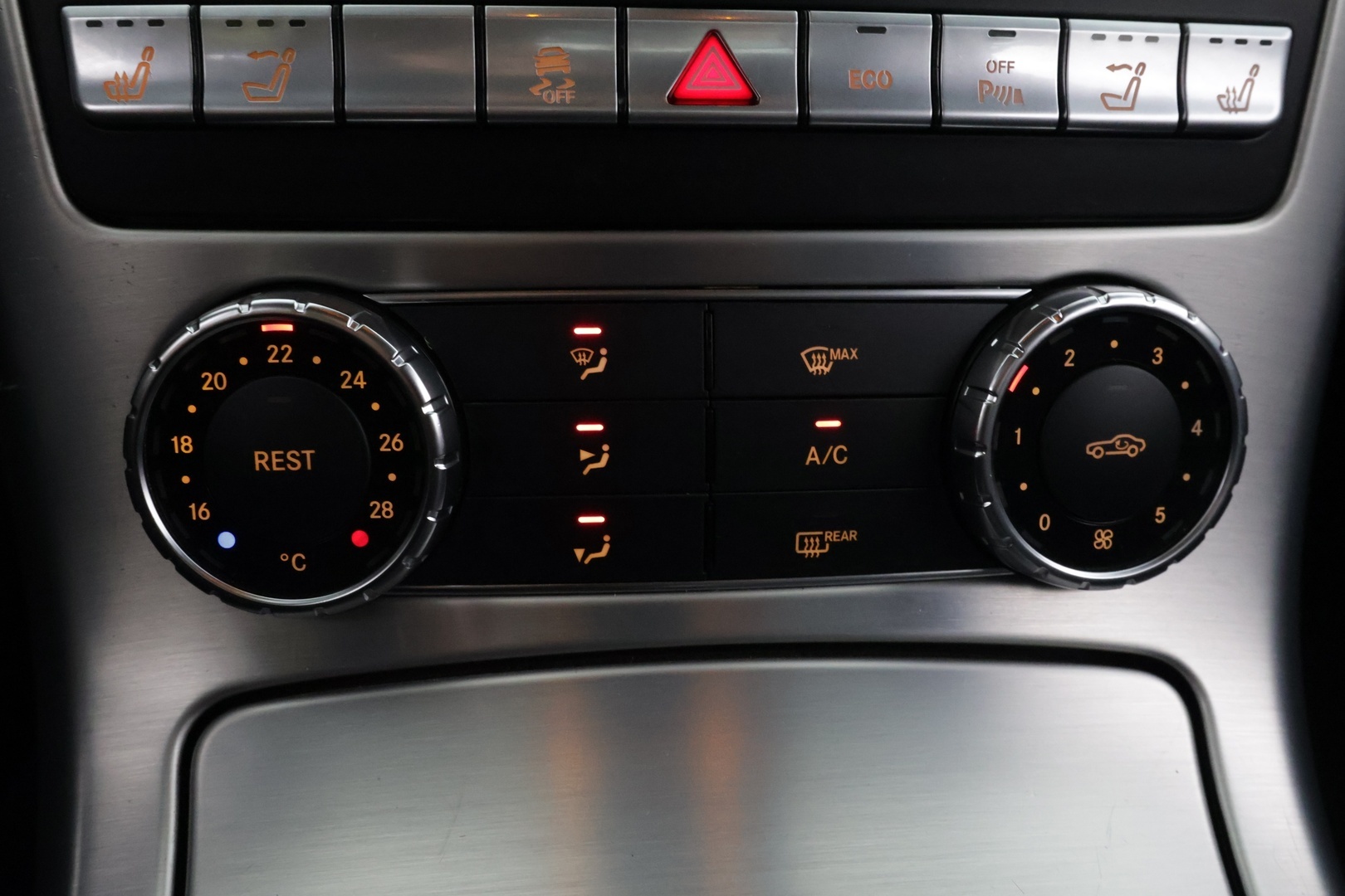MERCEDES-BENZ SLK 2011