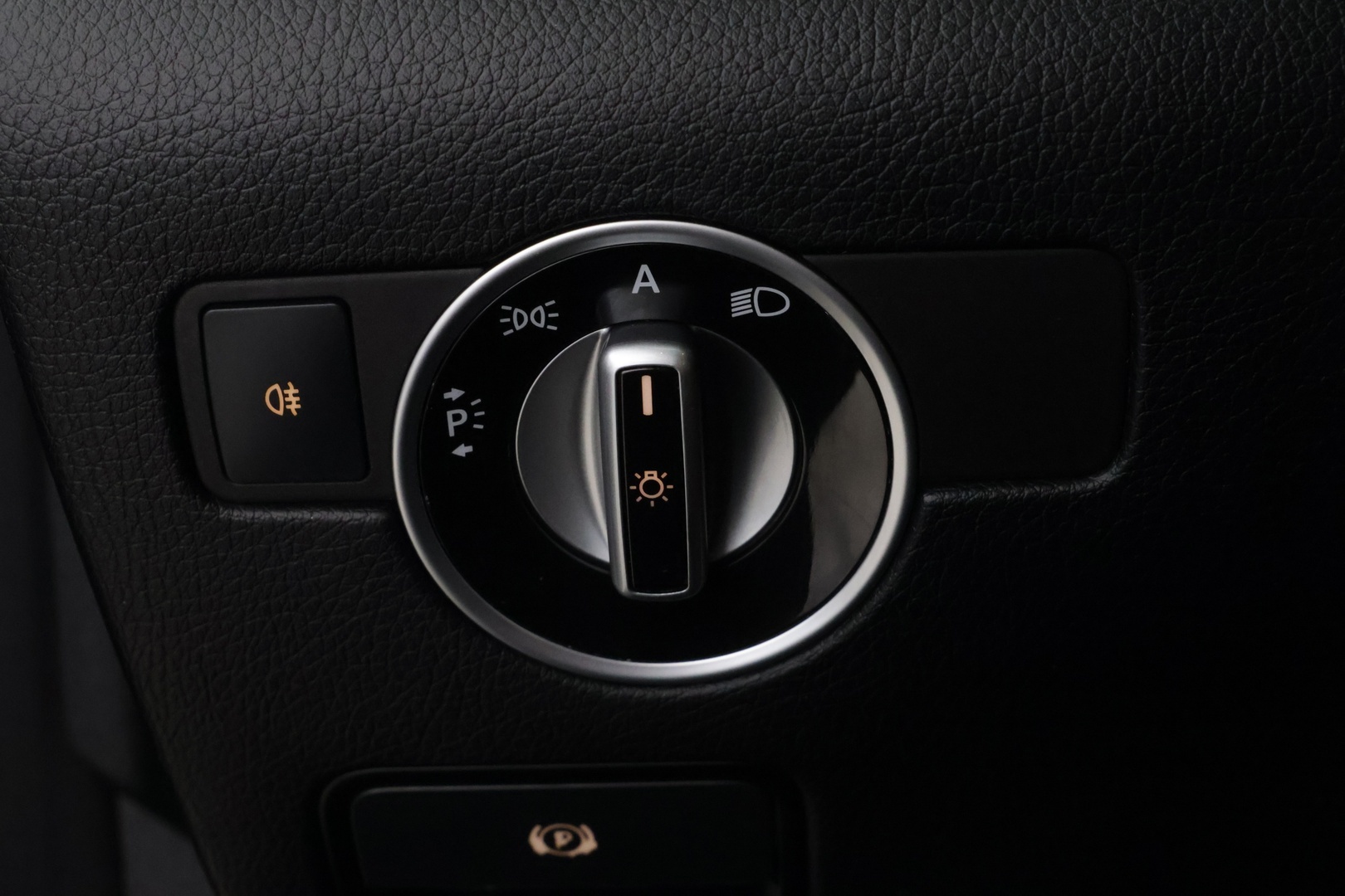 MERCEDES-BENZ SLK 2011