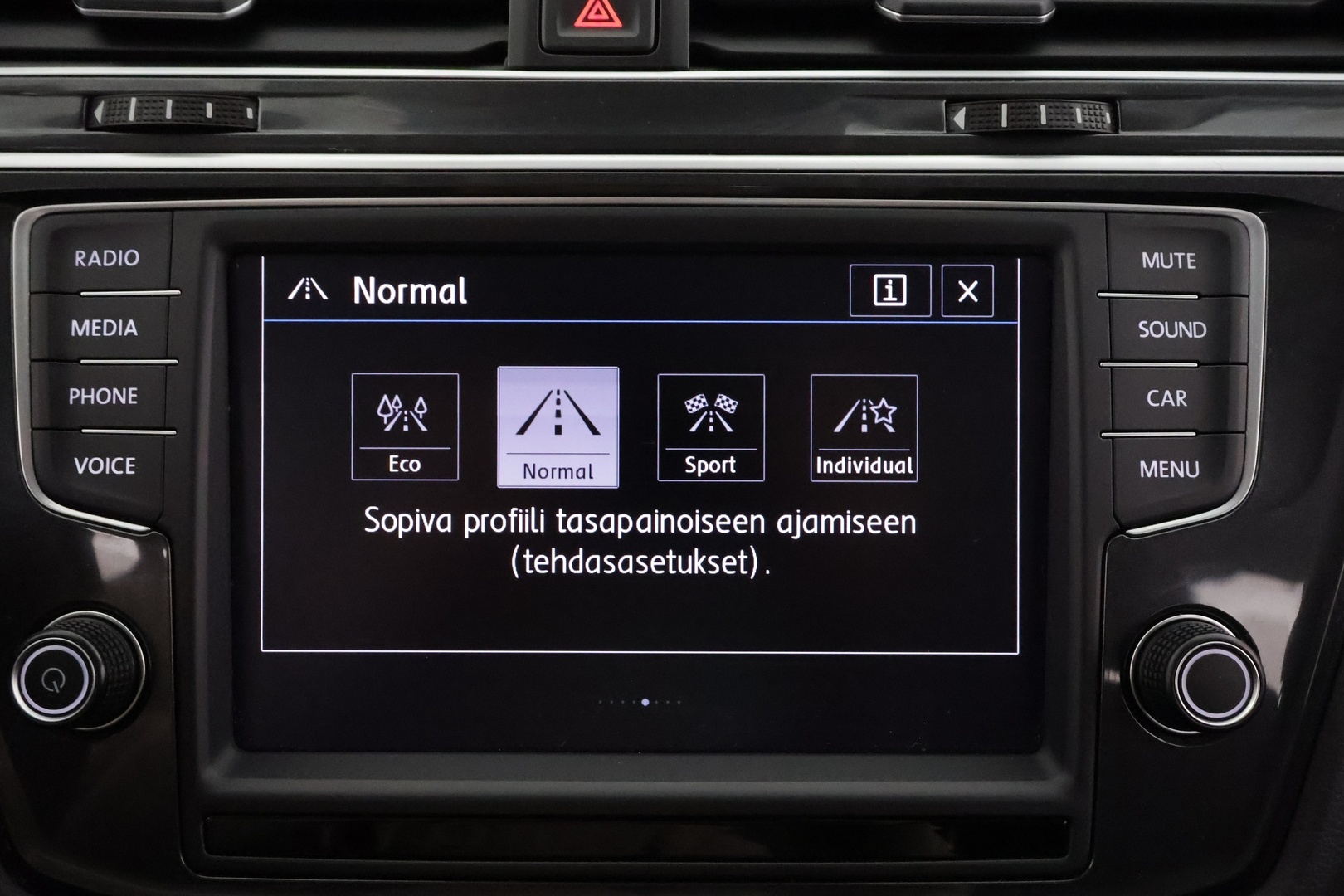 VOLKSWAGEN Tiguan 2017