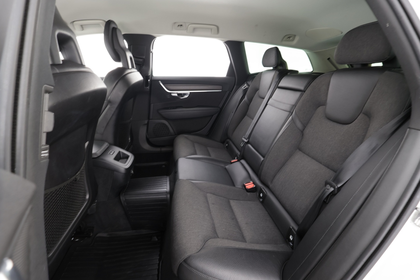 VOLVO V90 Cross Country 2018