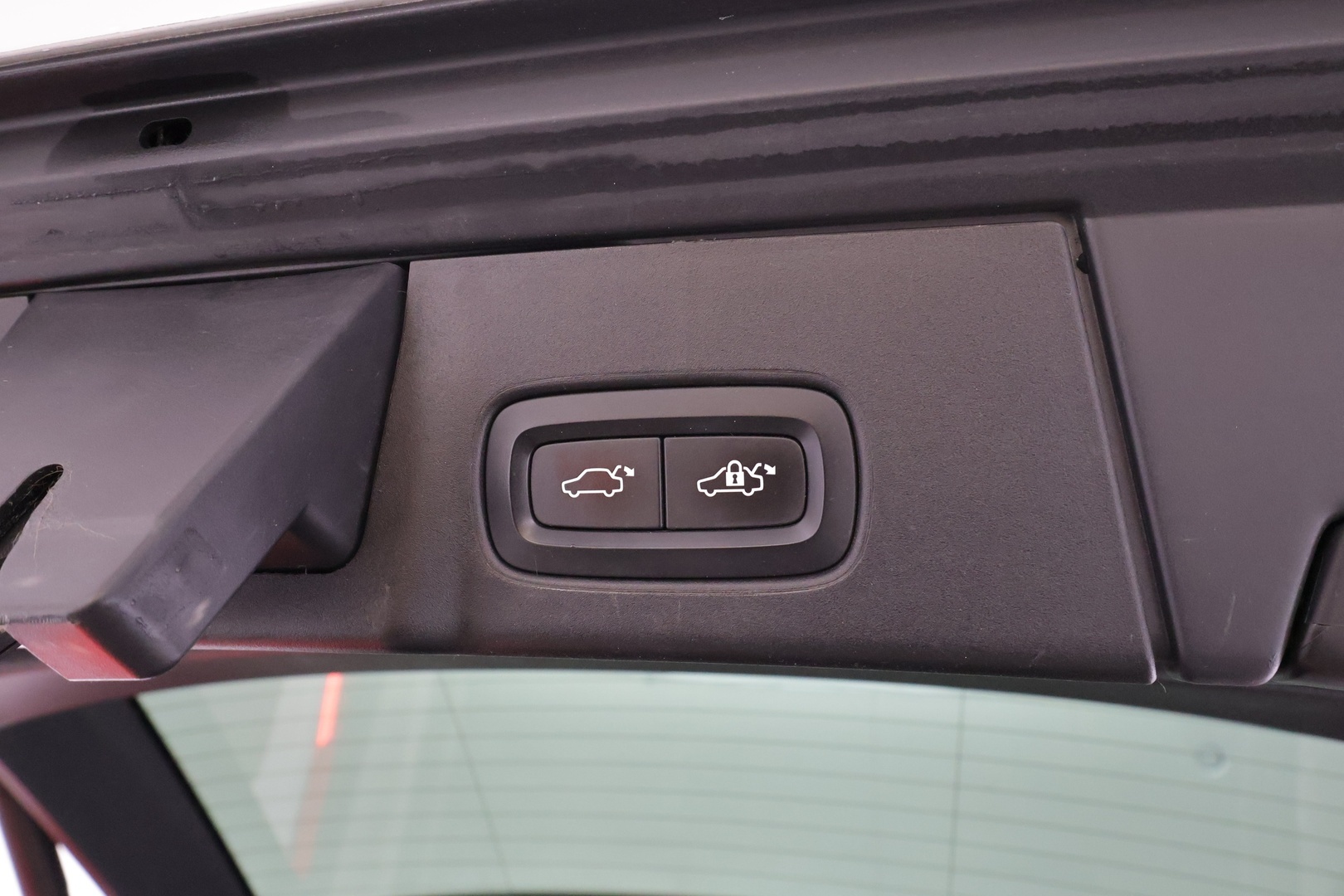 VOLVO V90 Cross Country 2018