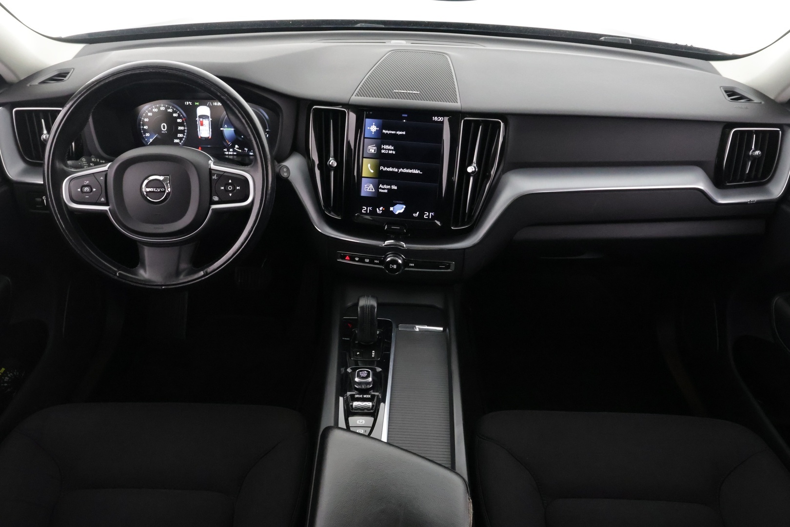 VOLVO XC60 2021