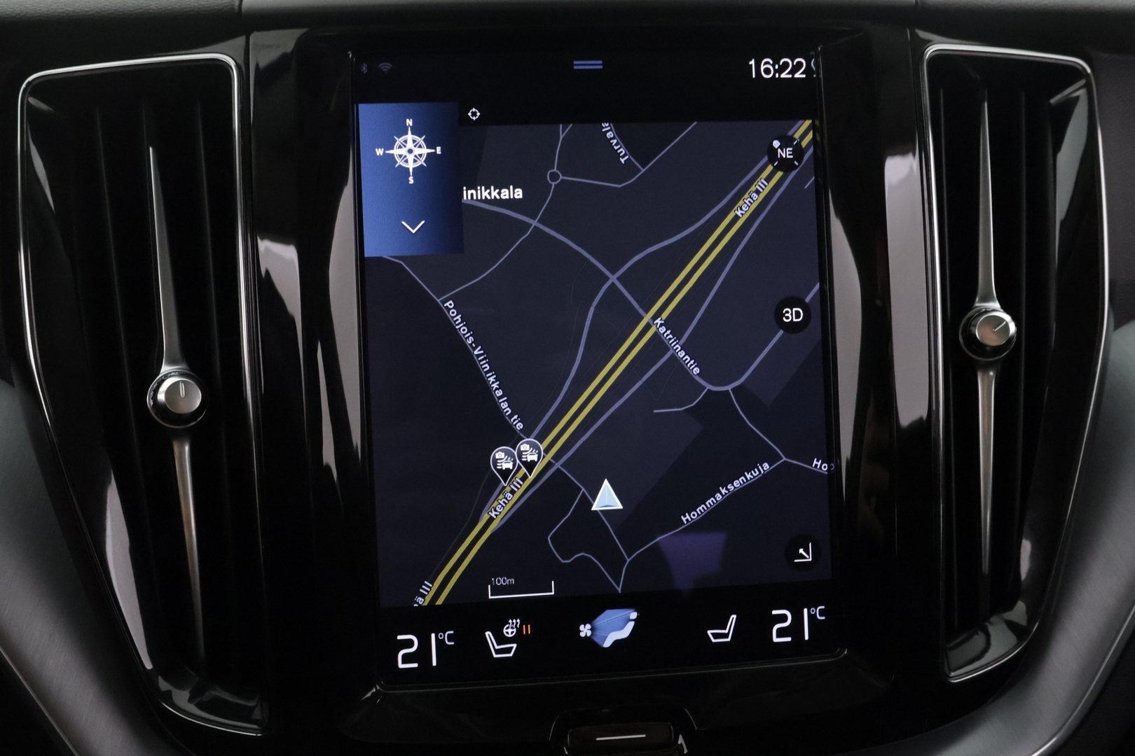 VOLVO XC60 2021