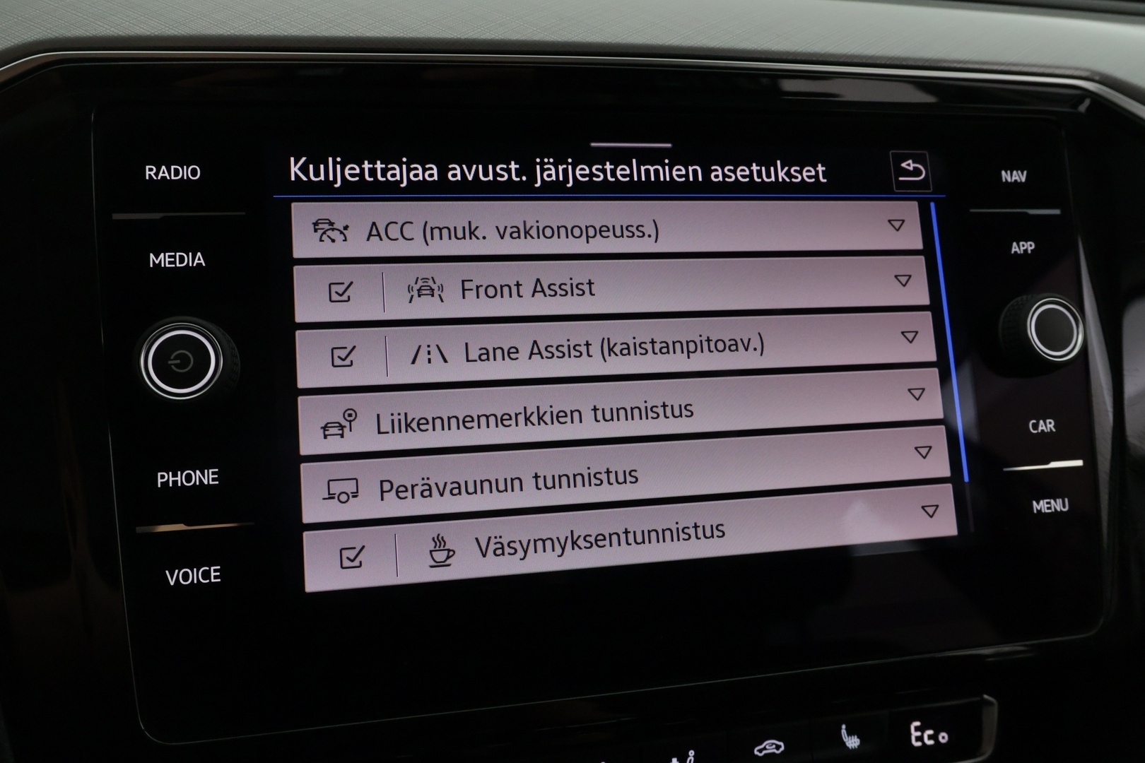 VOLKSWAGEN Passat 2020
