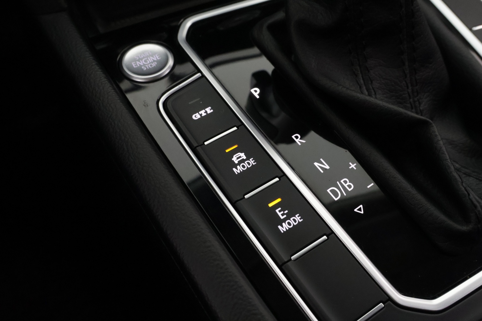VOLKSWAGEN Passat 2020