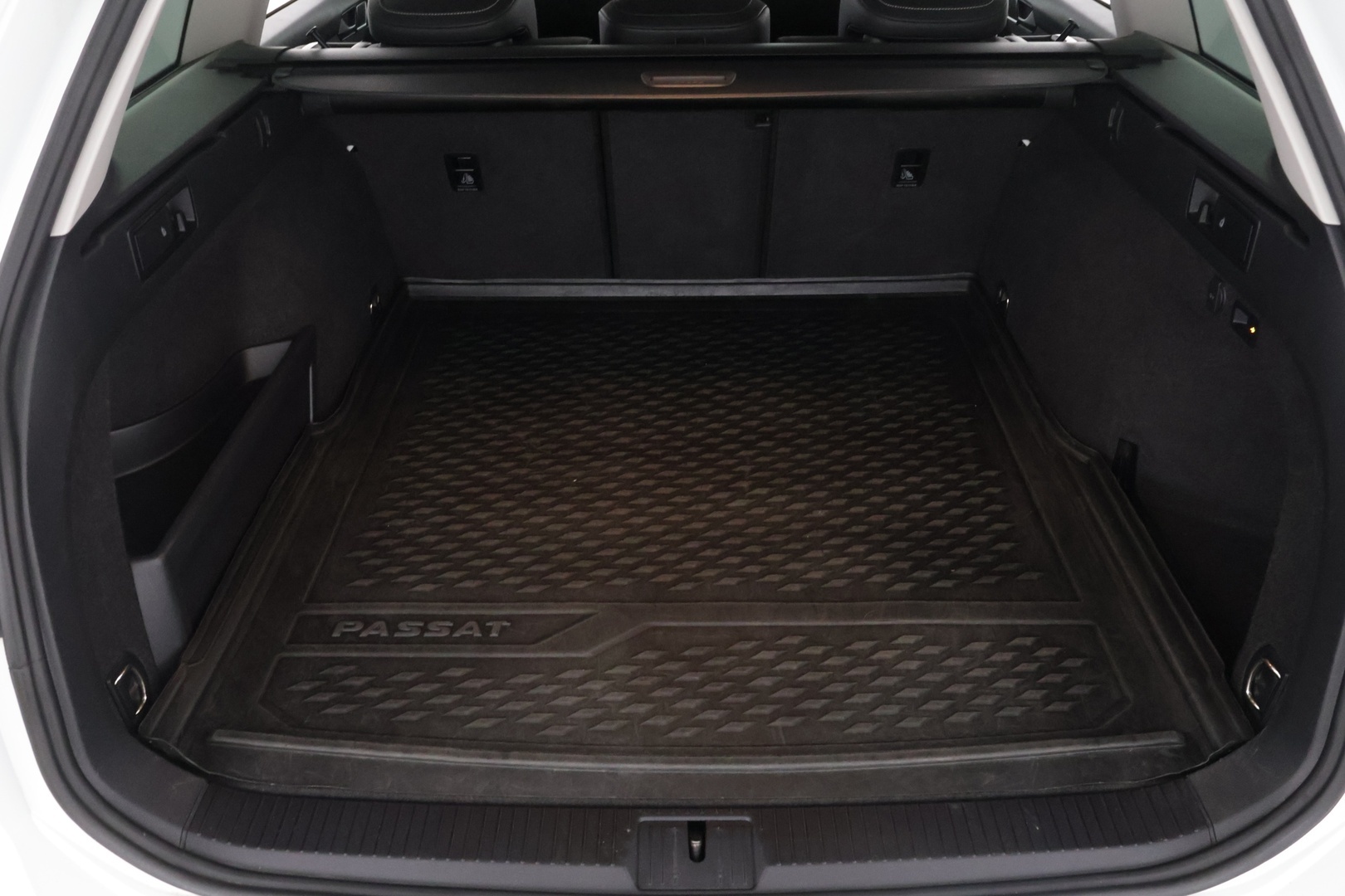VOLKSWAGEN Passat 2020
