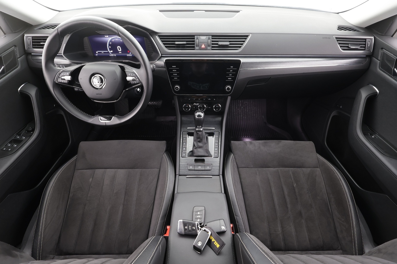 SKODA Superb 2022