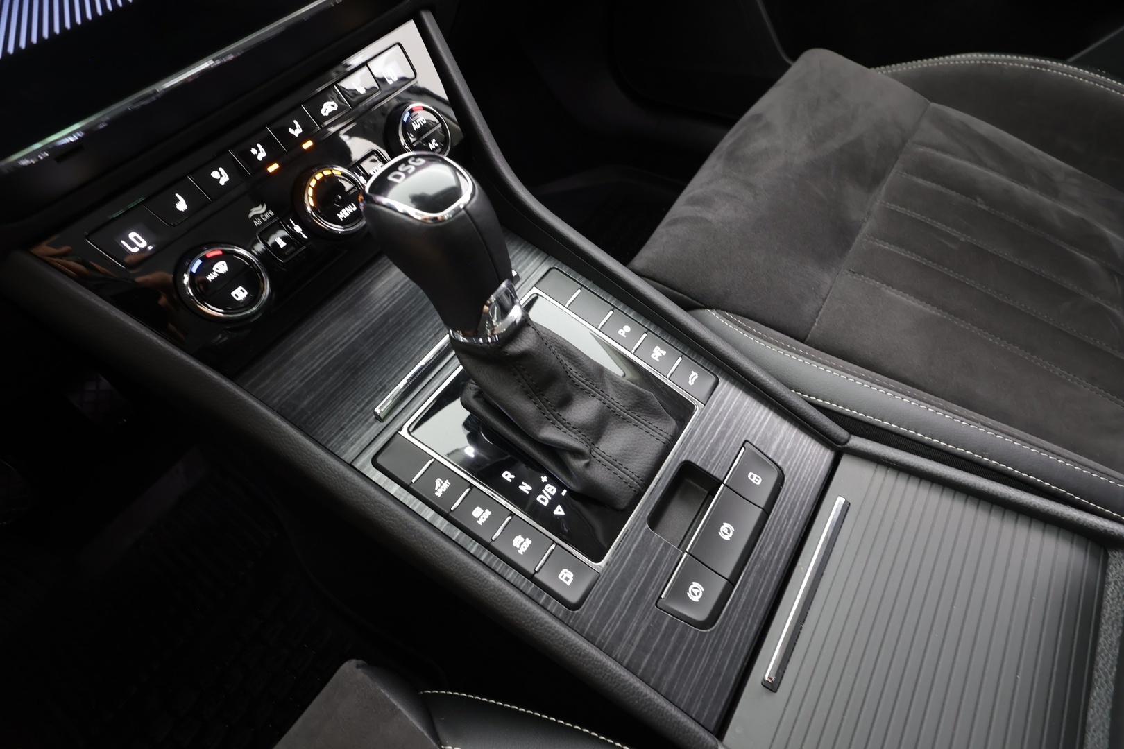 SKODA Superb 2022