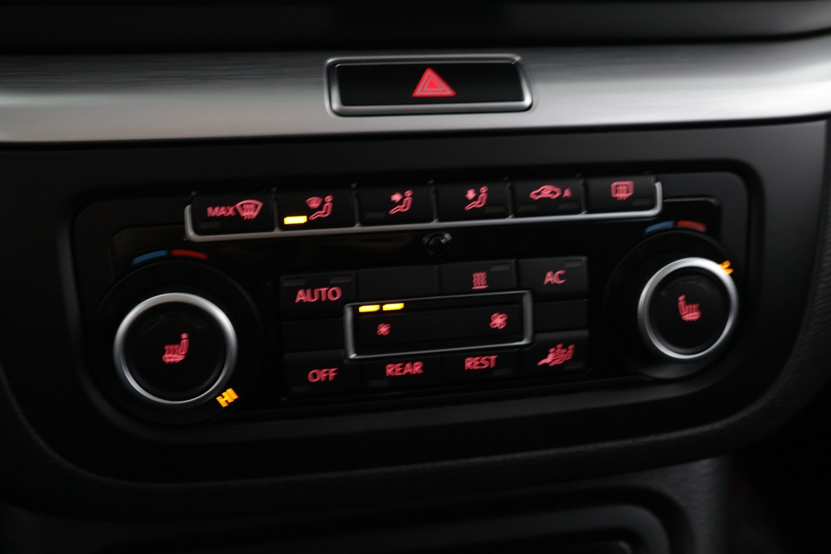 VOLKSWAGEN Sharan 2013