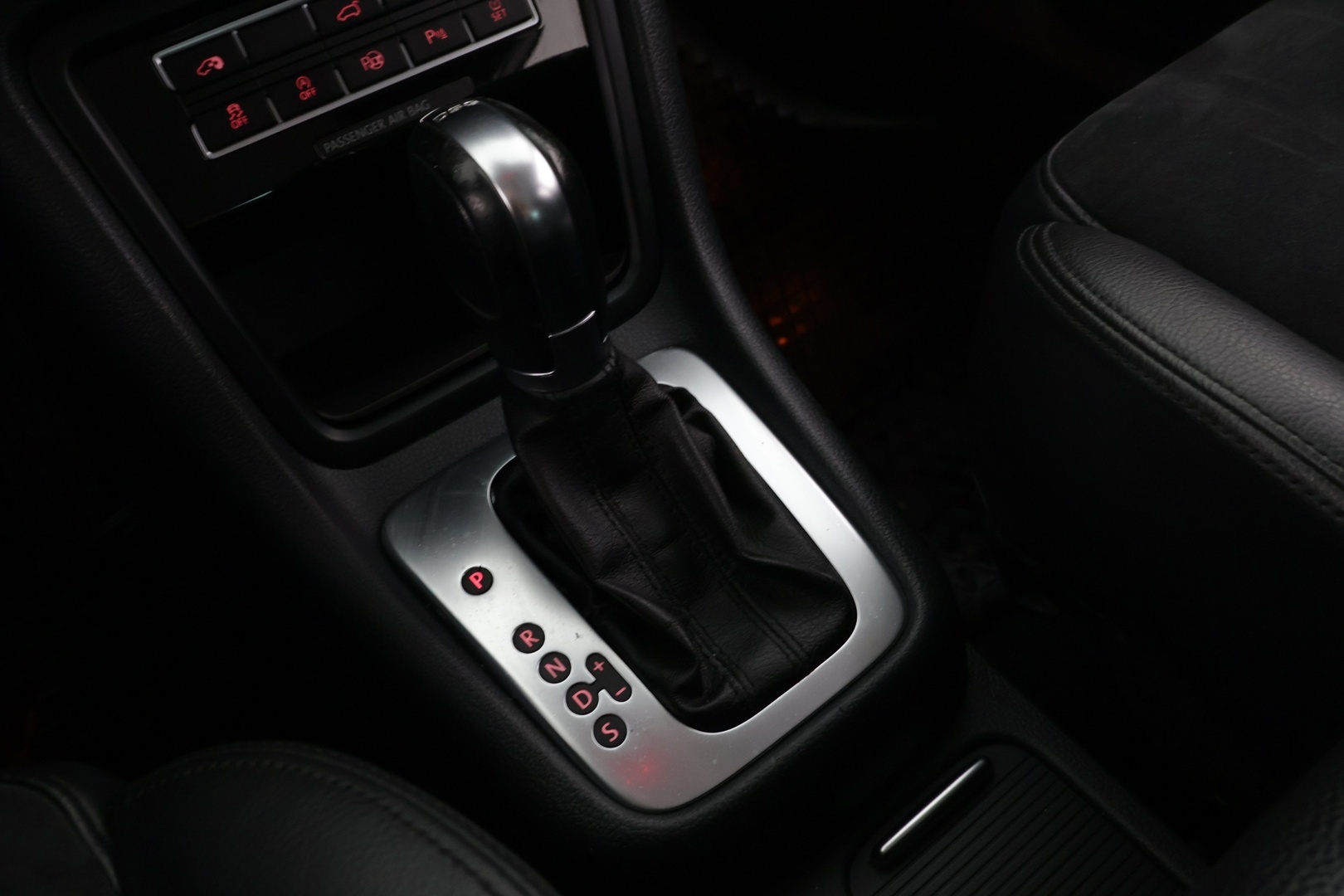 VOLKSWAGEN Sharan 2013