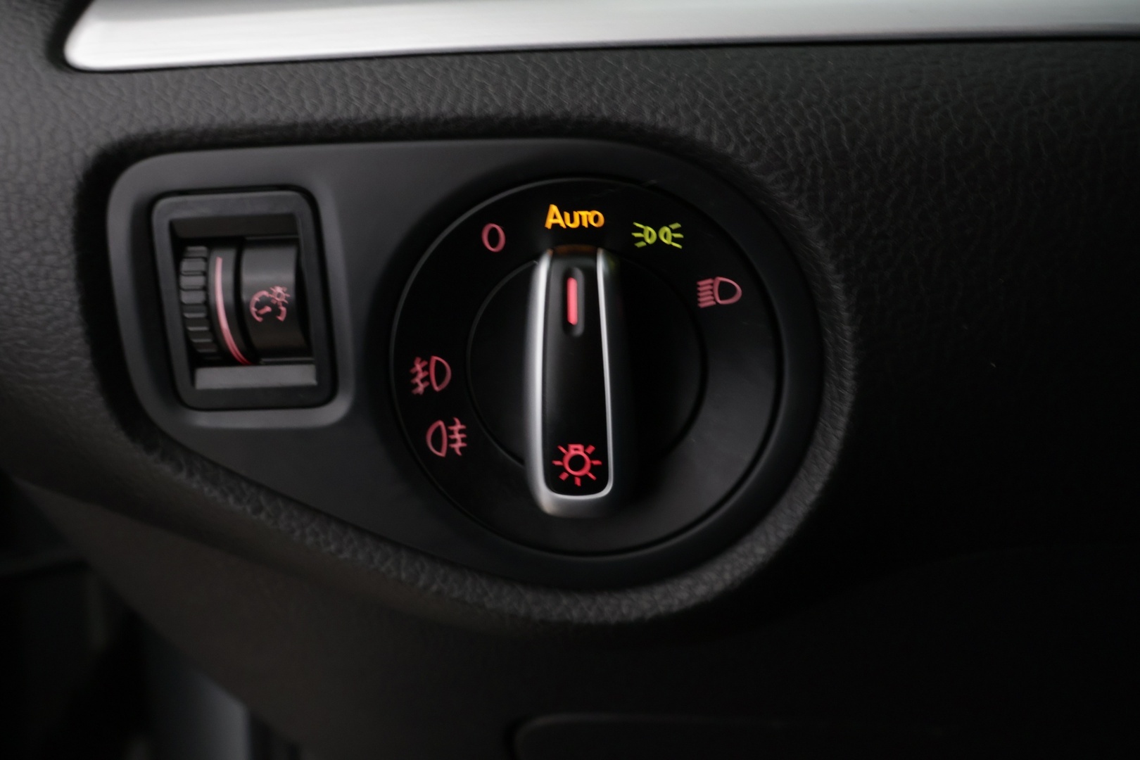 VOLKSWAGEN Sharan 2013