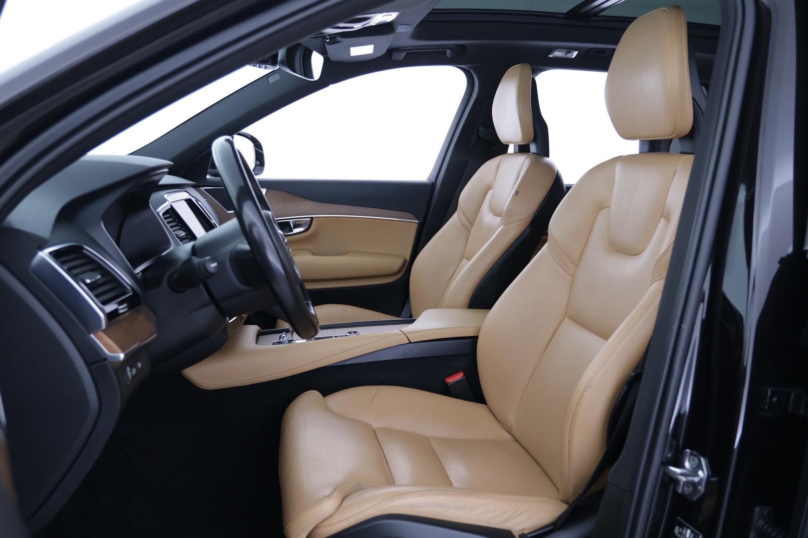 VOLVO XC90 2016